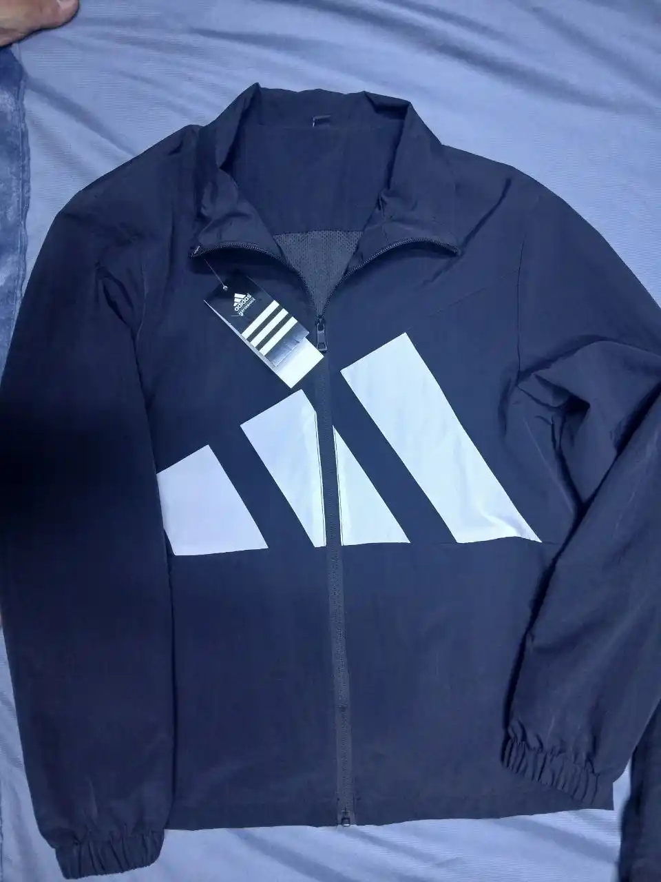 Erkaklar uchun ikki qismli Adidas sport kostyumi (kuz, qish va bahor uchun mos)