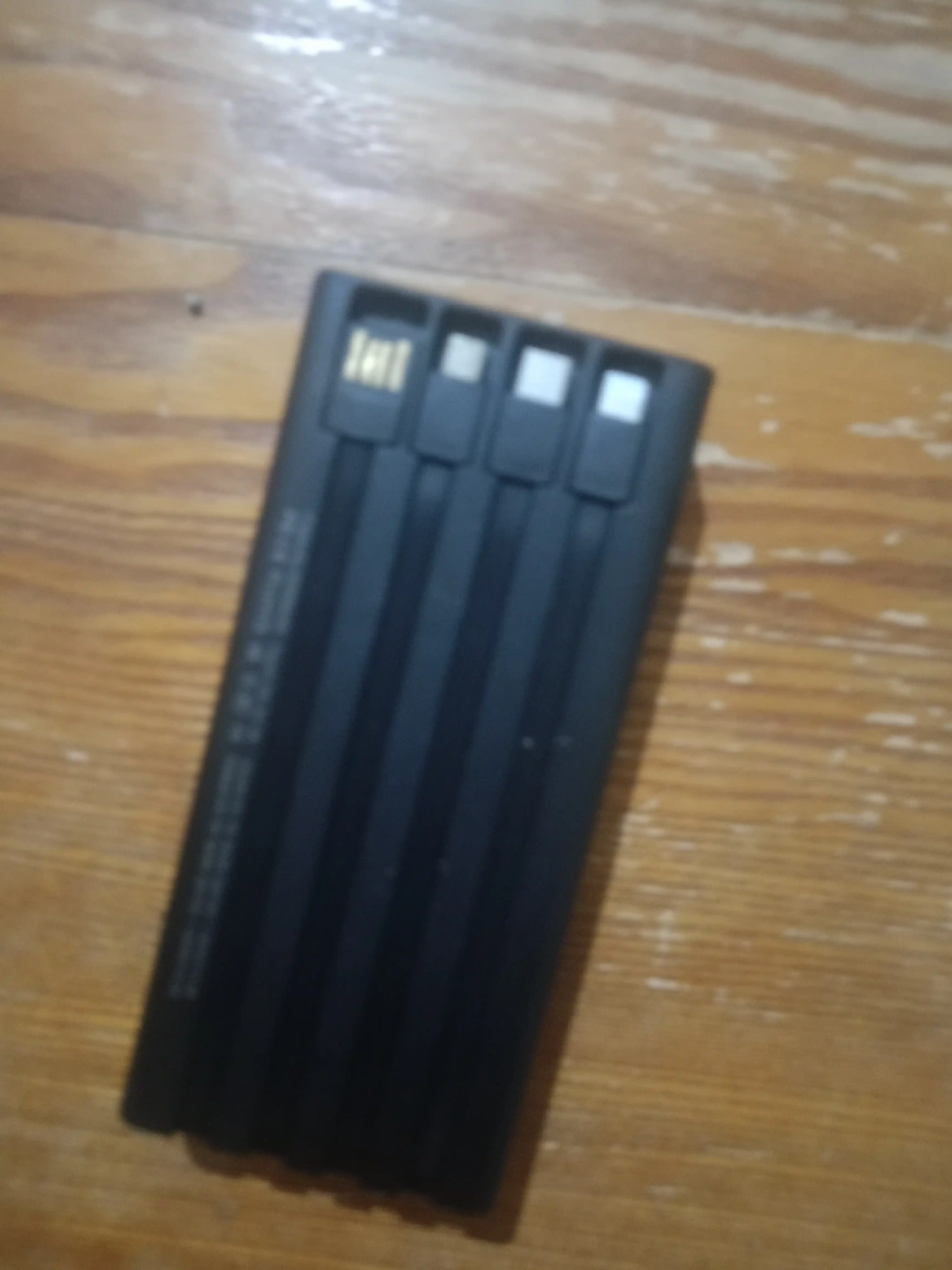 Power Bank 20000mA 66-22.5W tezkor quvvat bilan tashqi akkumulyatori, +4 kabel bilan