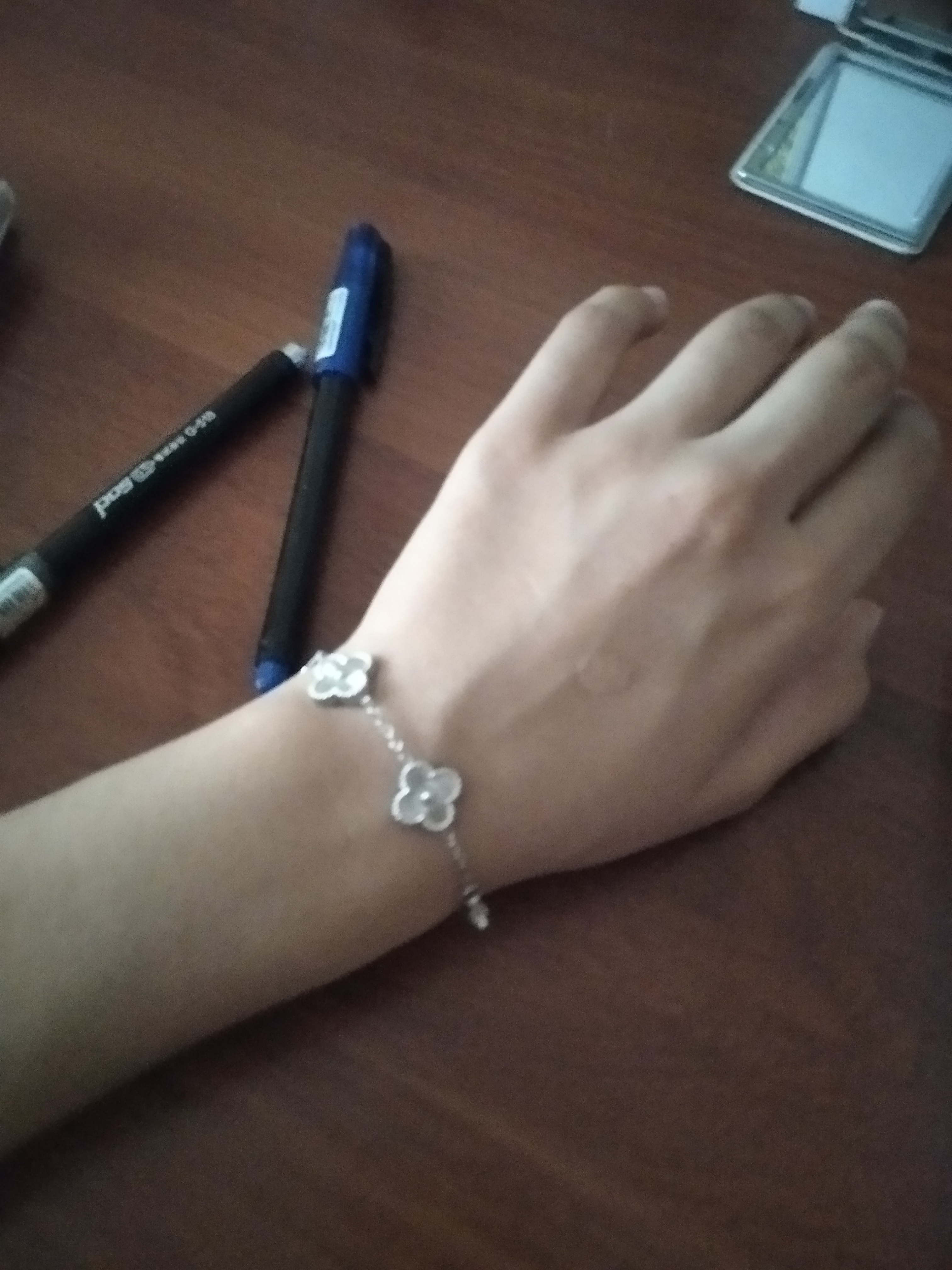 Браслет Van Cleef для женщин и девушек — не темнеет, цвет не меняется