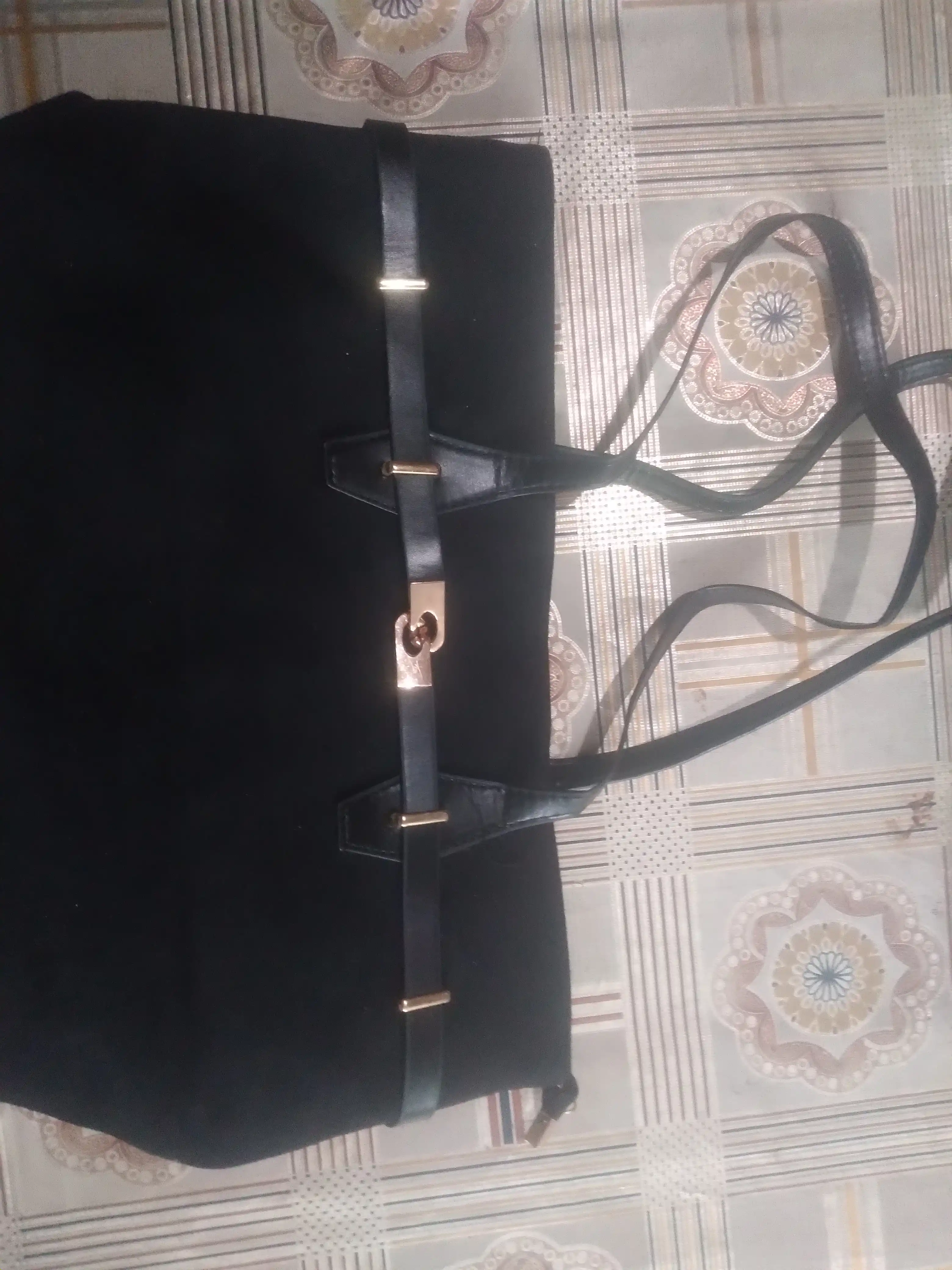 Ayollar sumkasi, katta, shopper, o‘qish uchun, A4 formatda
