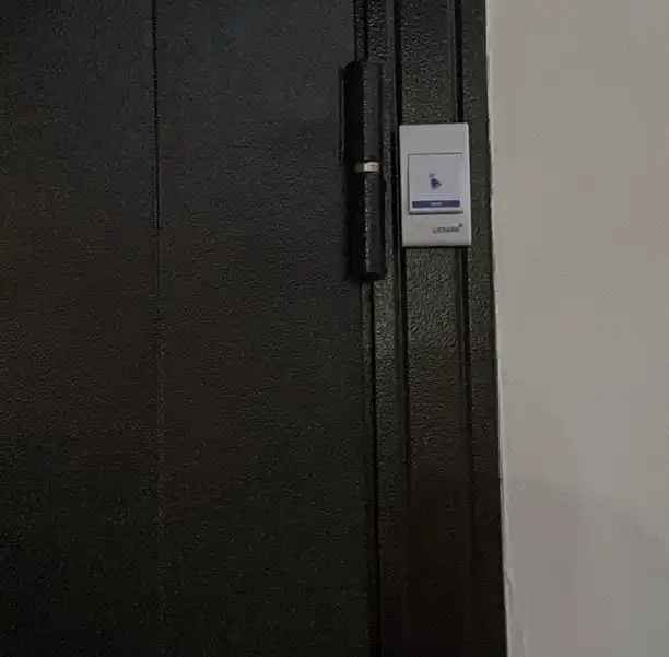 Luckarm simsiz eshik qo‘ng‘irog‘i, 50 m gacha masofaga ishlaydi