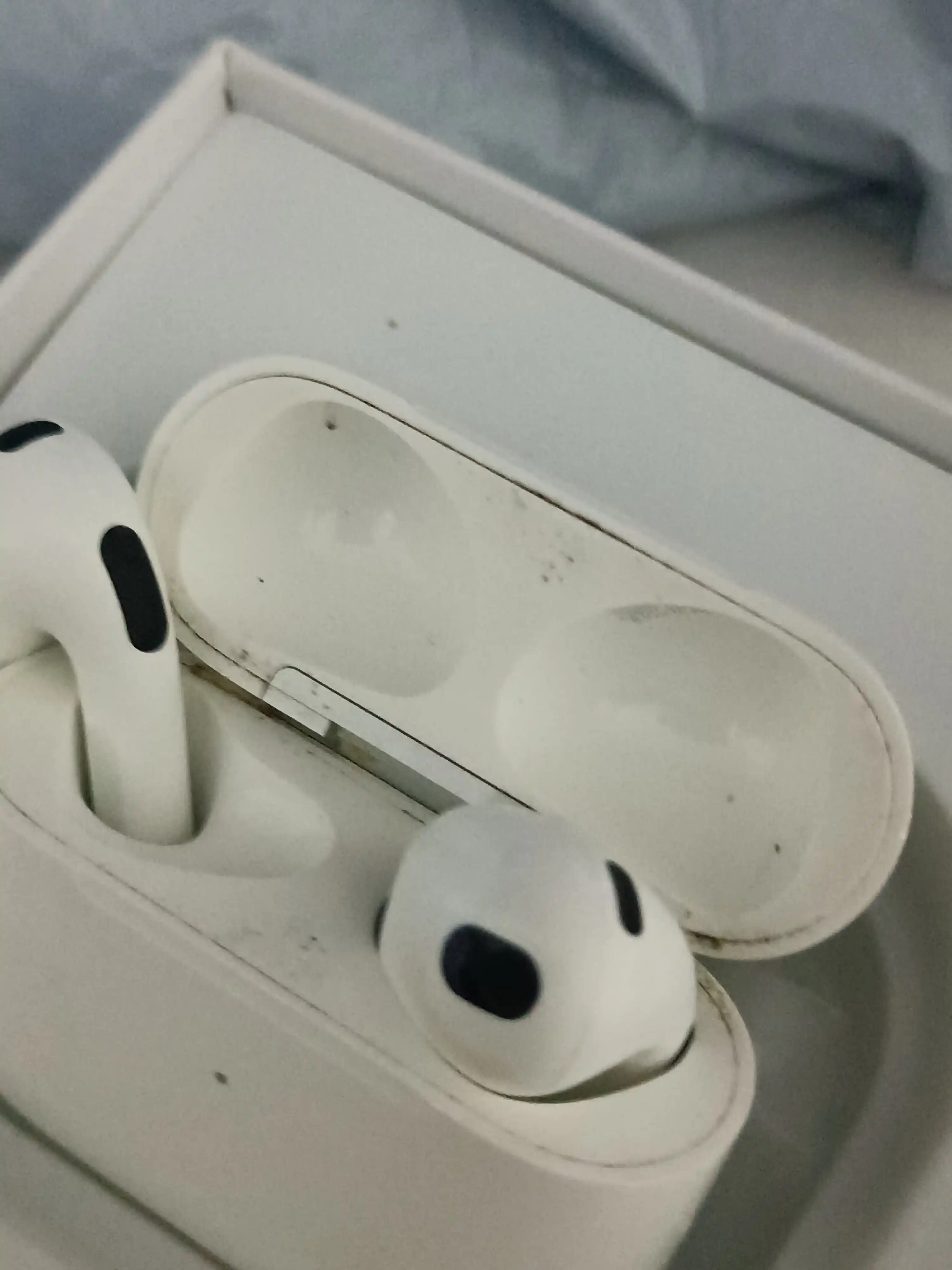 Simsiz quloqchinlar A.Pods Pro 3 Lux — Sensor ekran, Shovqinni bosish, Bluetooth 5.4