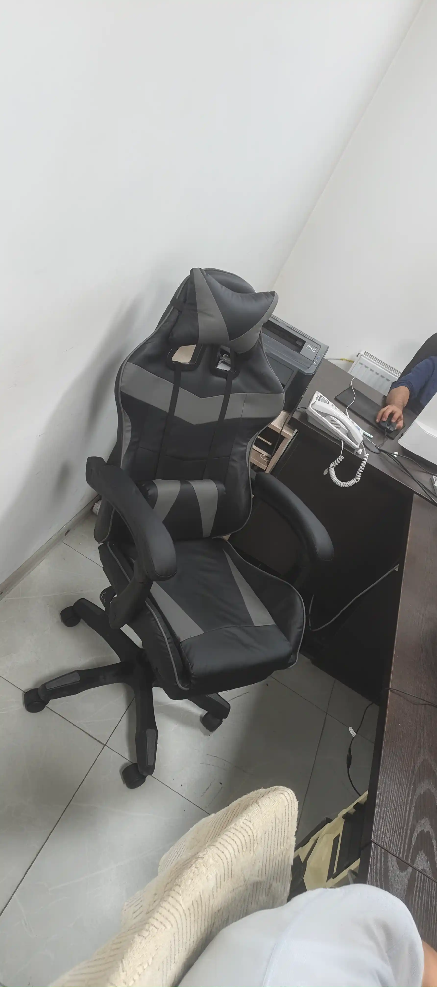 Game kreslo, 6 xil rangda, oyoq qo'ygich bilan, eko-kojadan, bosh va bel yostiqlari