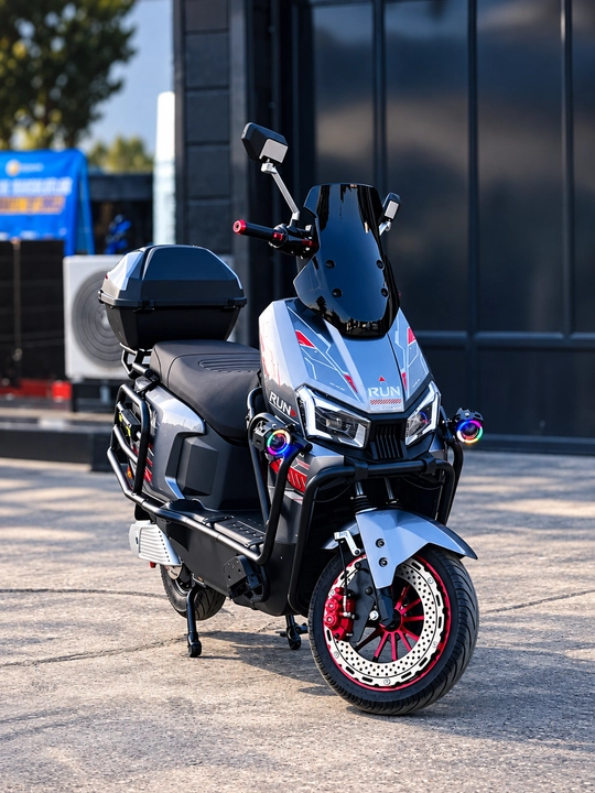 Электроскутер M-7, двигатель 1000W, 6×20Ah аккумуляторов, запас хода 60 км, 55 км/ч - 