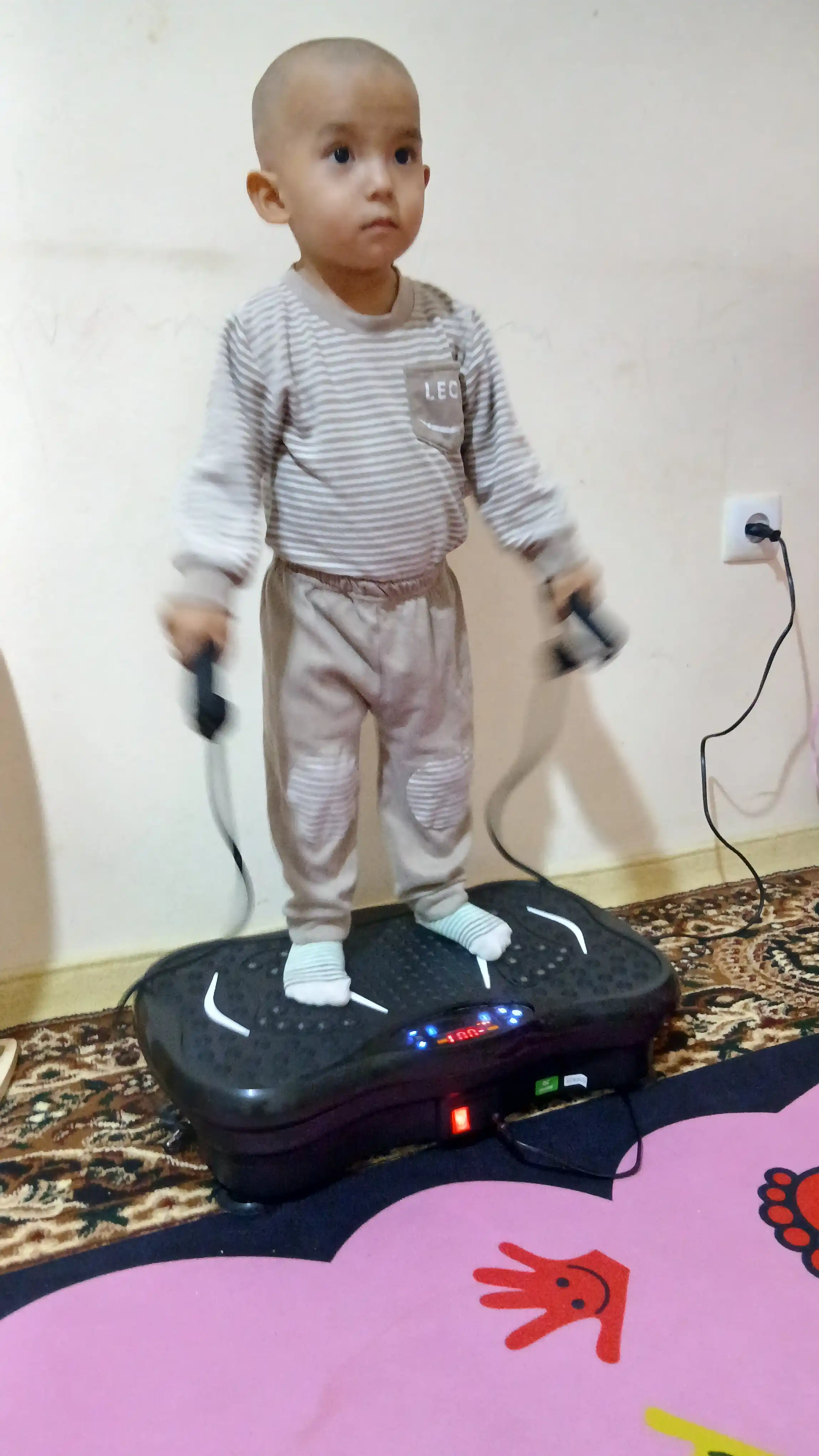 Vibroplatforma oson ozish, vazn tashlash va fitnes uchun, sport trenajyori, kardio stepper