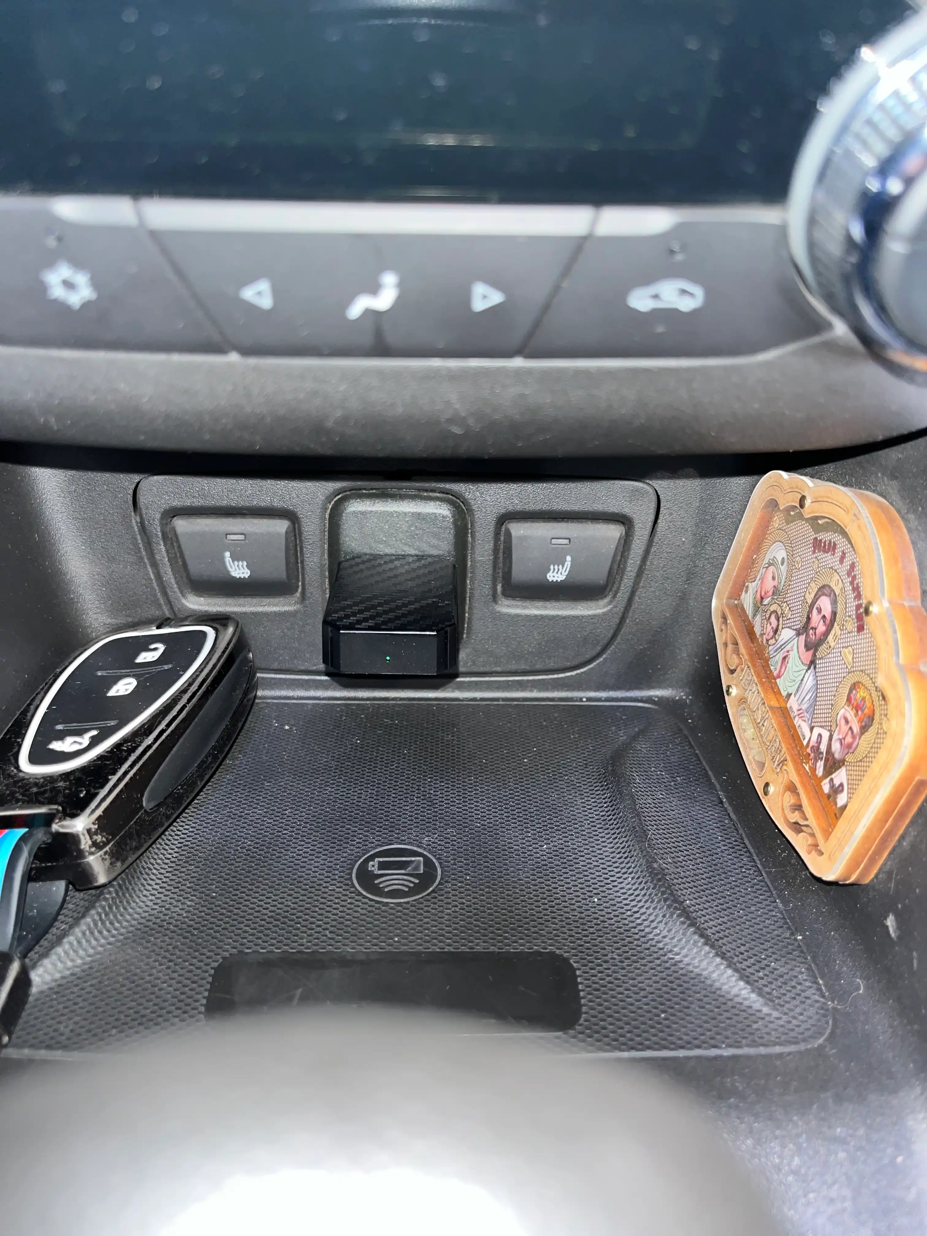 Беспроводной адаптер Carplay