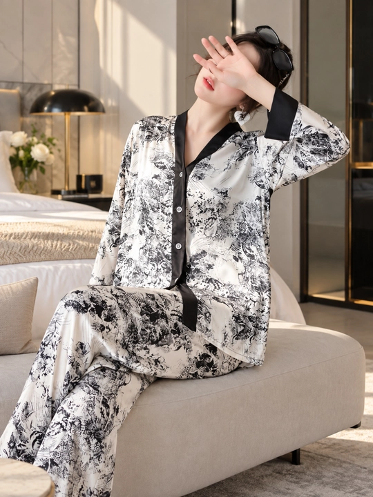 Pijama ayollar uchun, 4 talik komplekt, uy va uyqu uchun pijama