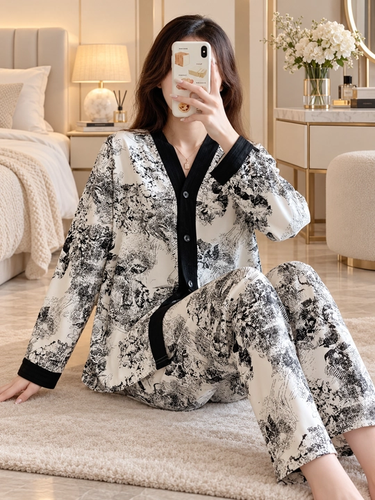 Pijama ayollar uchun, 4 talik komplekt, uy va uyqu uchun pijama