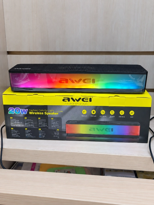 Беспроводная RGB колонка 20W с мощным звуком Bluetooth и яркой цветной подсветкой