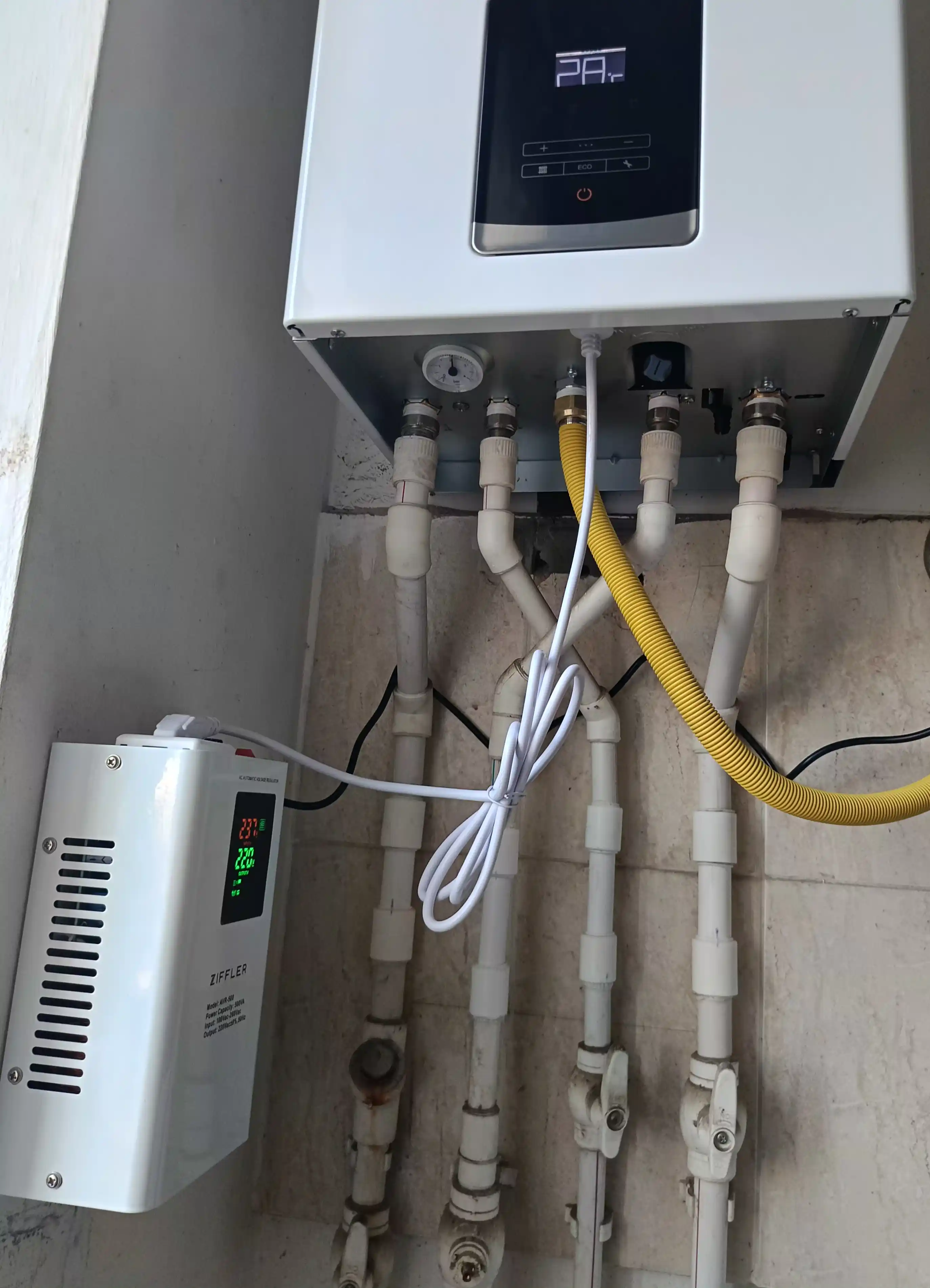 Ziffler ikki konturli gaz isitish qozoni (16-32 kVt),to'liq komplekt
