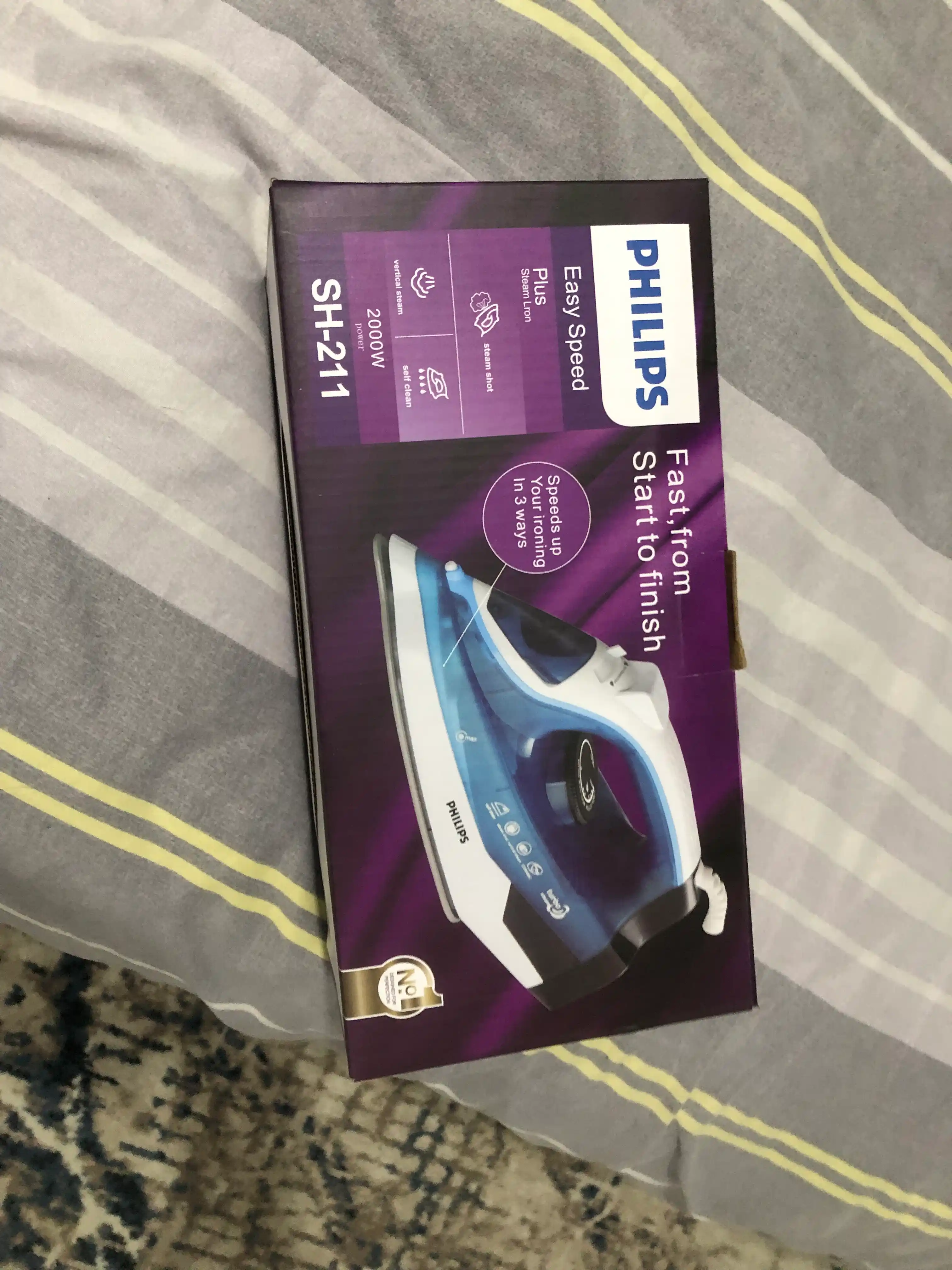 Утюг PHILIPS  паровой 2000-2600W с керамической подошвой и самоочисткой