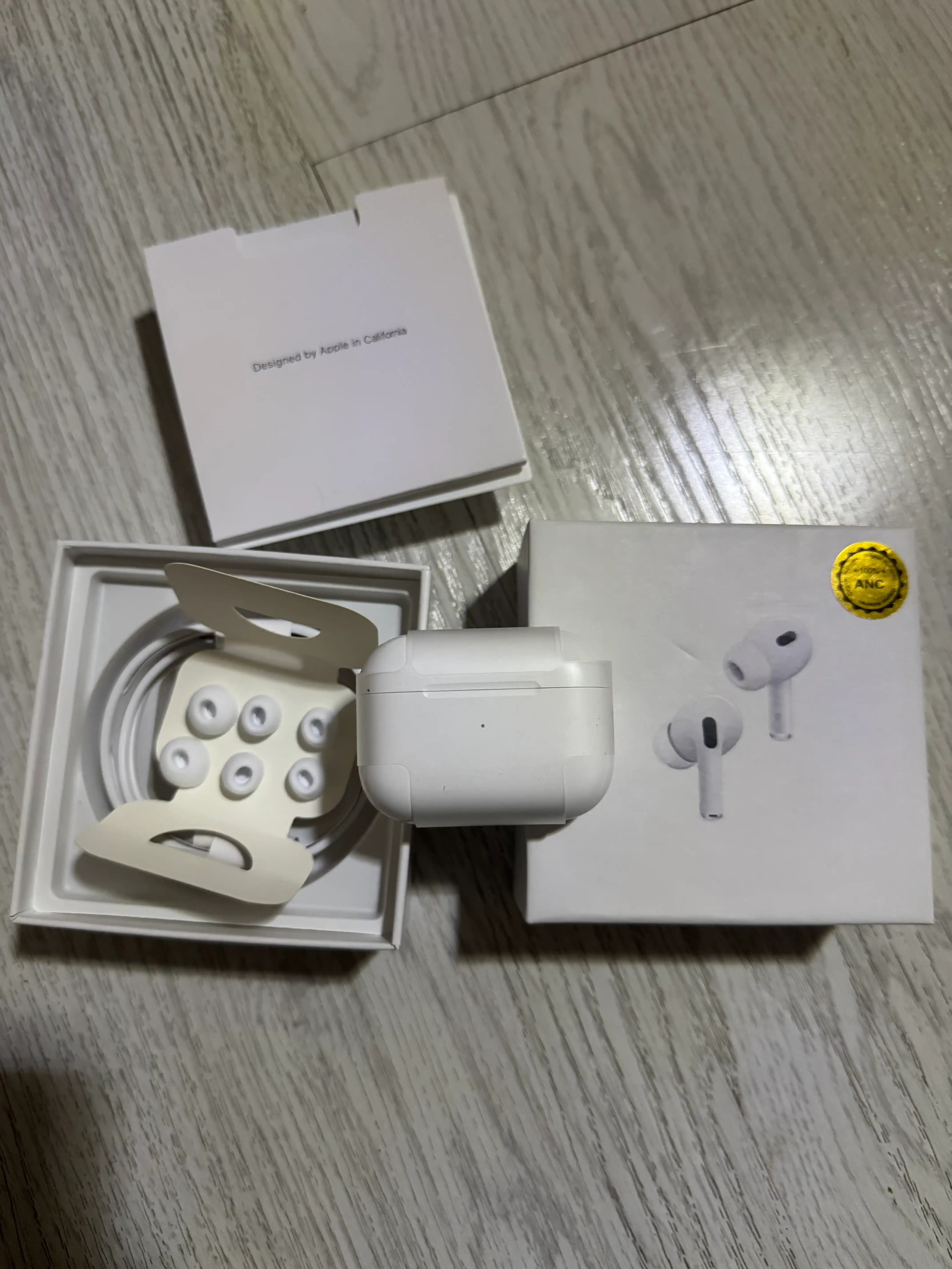 Simsiz quloqchinlar Pods Pro 2 ANC bluetooth naushnik Shovqinni kamaytirish funksiyasi bor