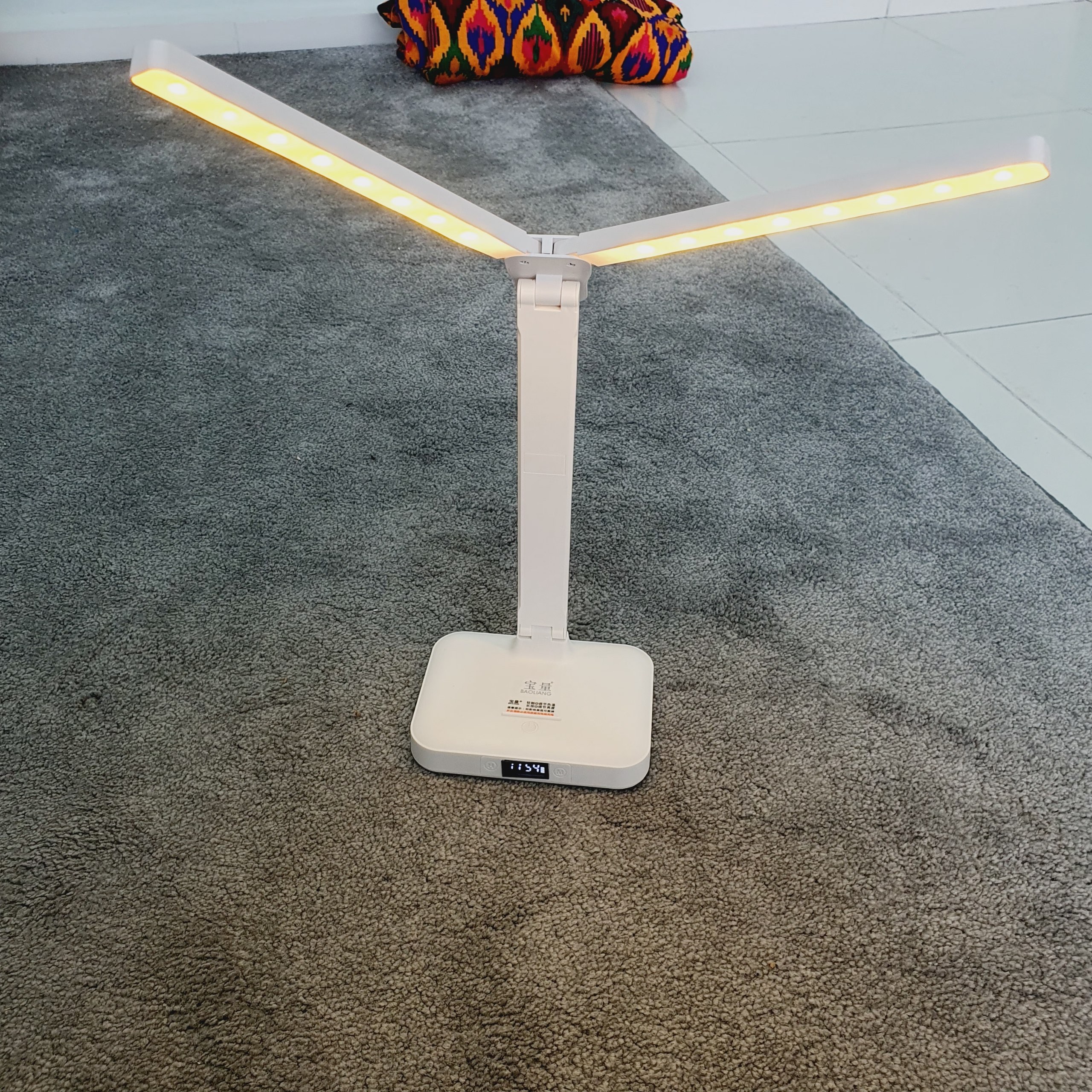 LED stol lampasi soatli, 1200 mAh