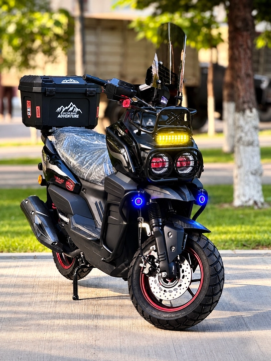 TANK 2 motoroller, 150cc, 100 km/soat, 3,5–4 l/100 km yoqilg‘i sarfi, gidravlik tormoz - 