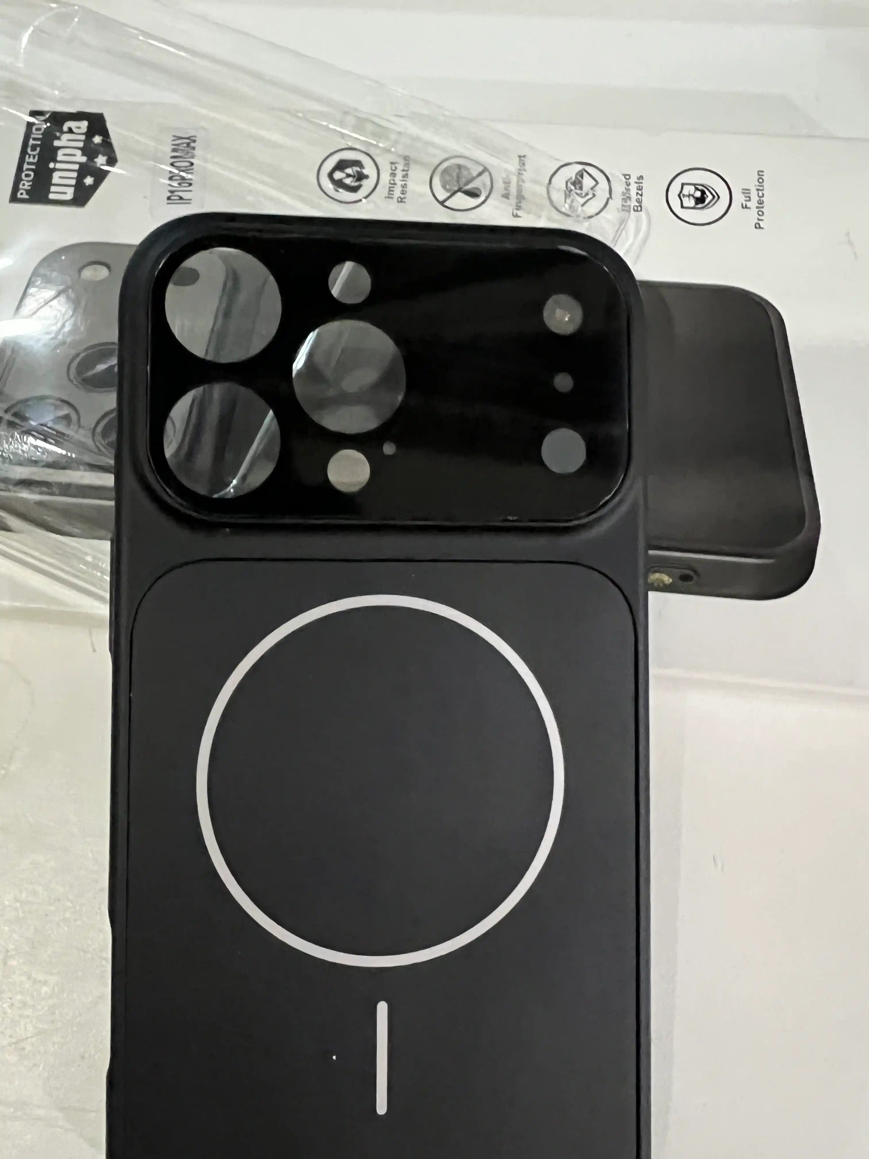 MagSafe bilan iPhone 11-17 Pro Pro Max  iPhone 17 va iPhone 18 uslubidagi g‘iloflar