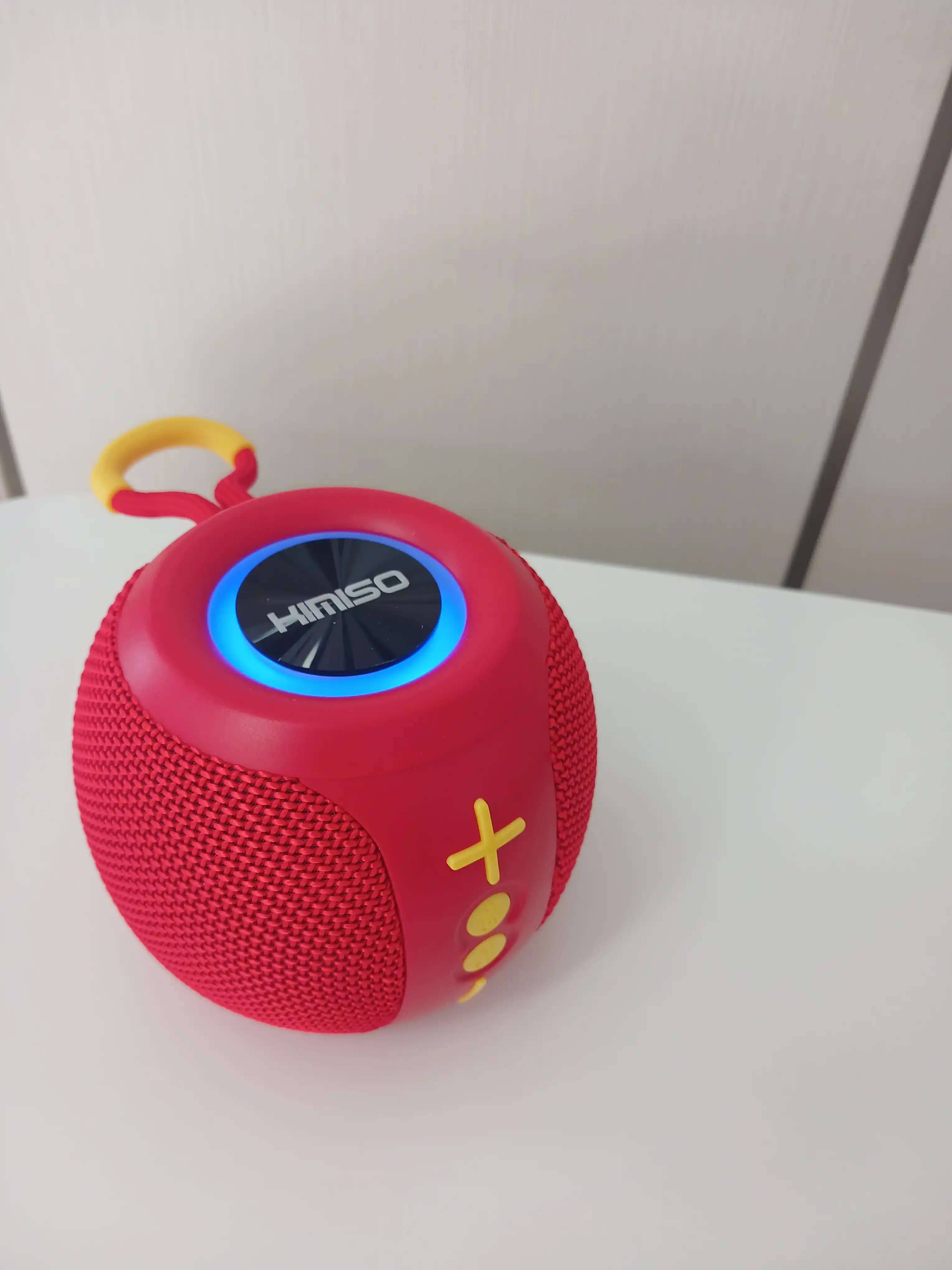 Portativ Bluetooth kalonka  Simsiz audio tizim  Kuchli ovoz