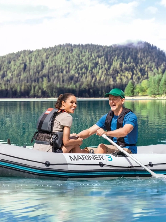 Intex 68373 «Mariner 3» puflanadigan qayig’i 297x127x46sm, alyuminiy eshlkaklari, nasos