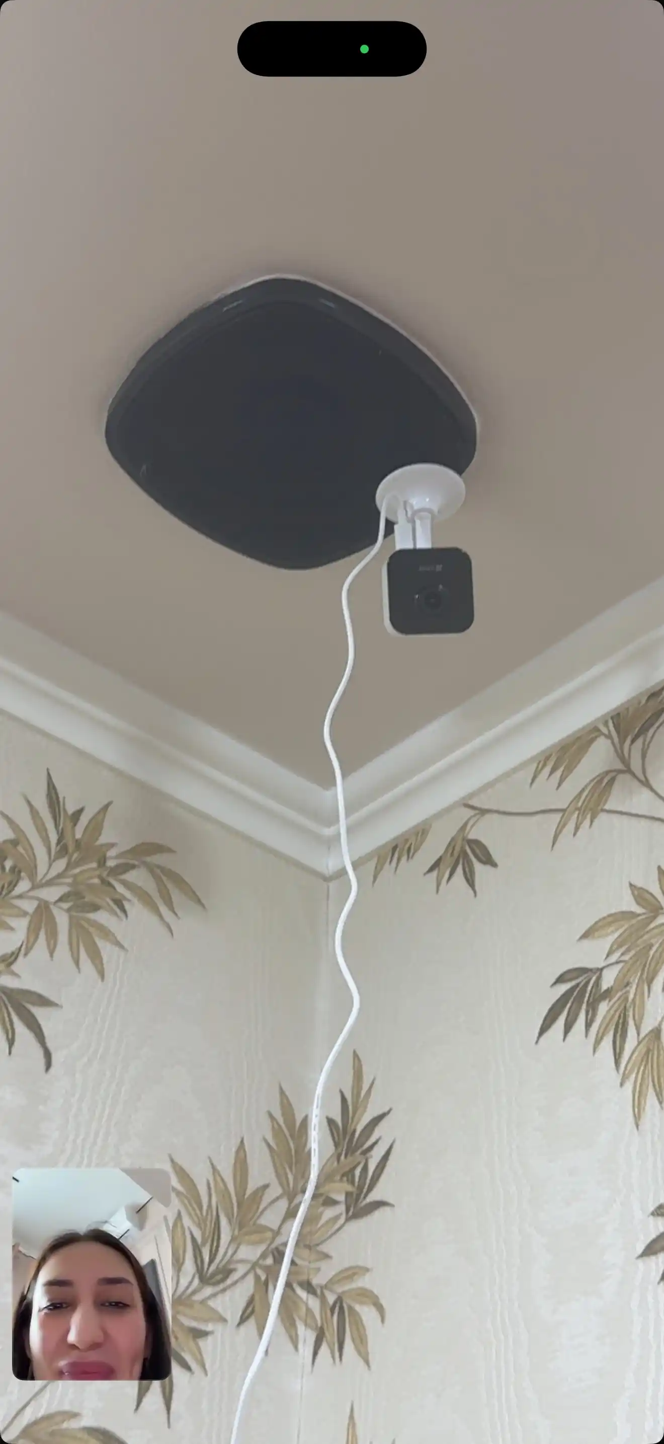 Камера видеонаблюдения Ezviz H1c (2Мп) Wi-Fi, двусторонний разговор, детектор движения
