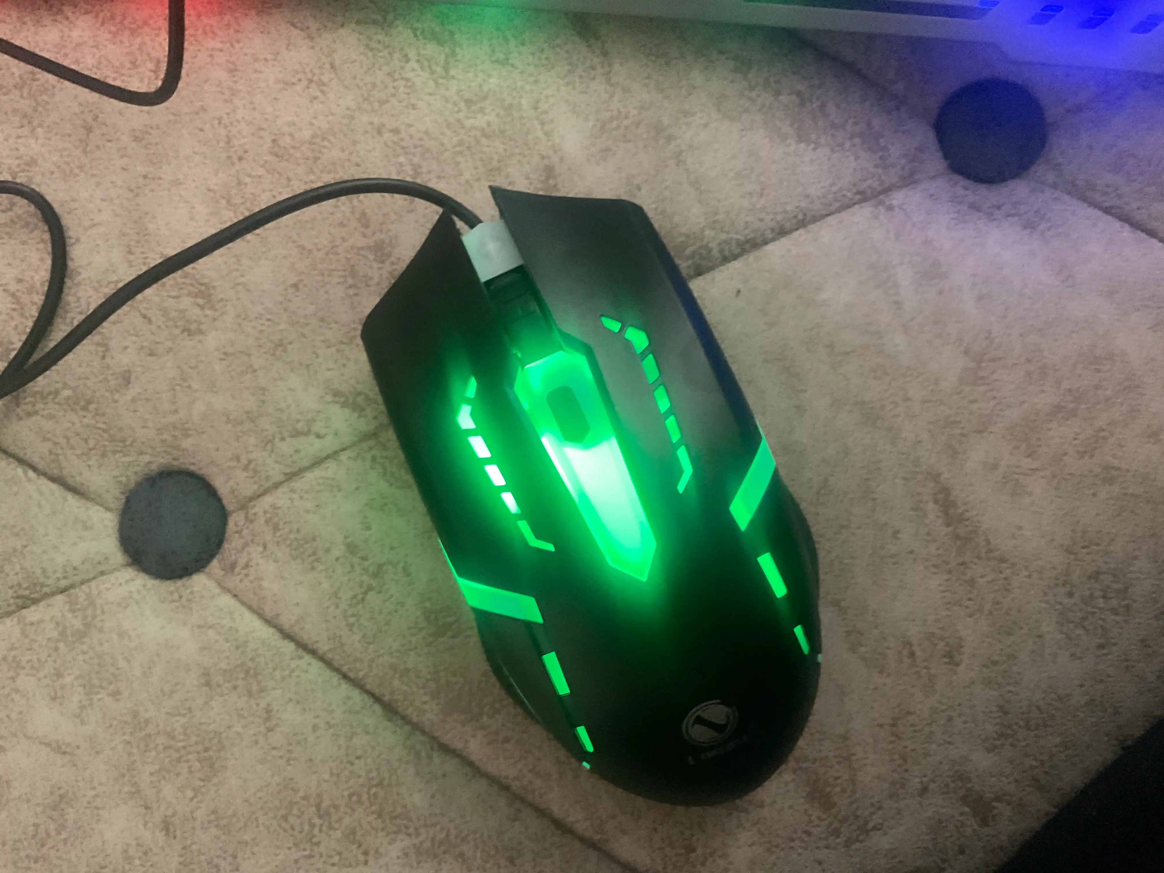 RGB yoritgichli klaviatura, mexanik va membranali modellar, sichqonchali variantlari