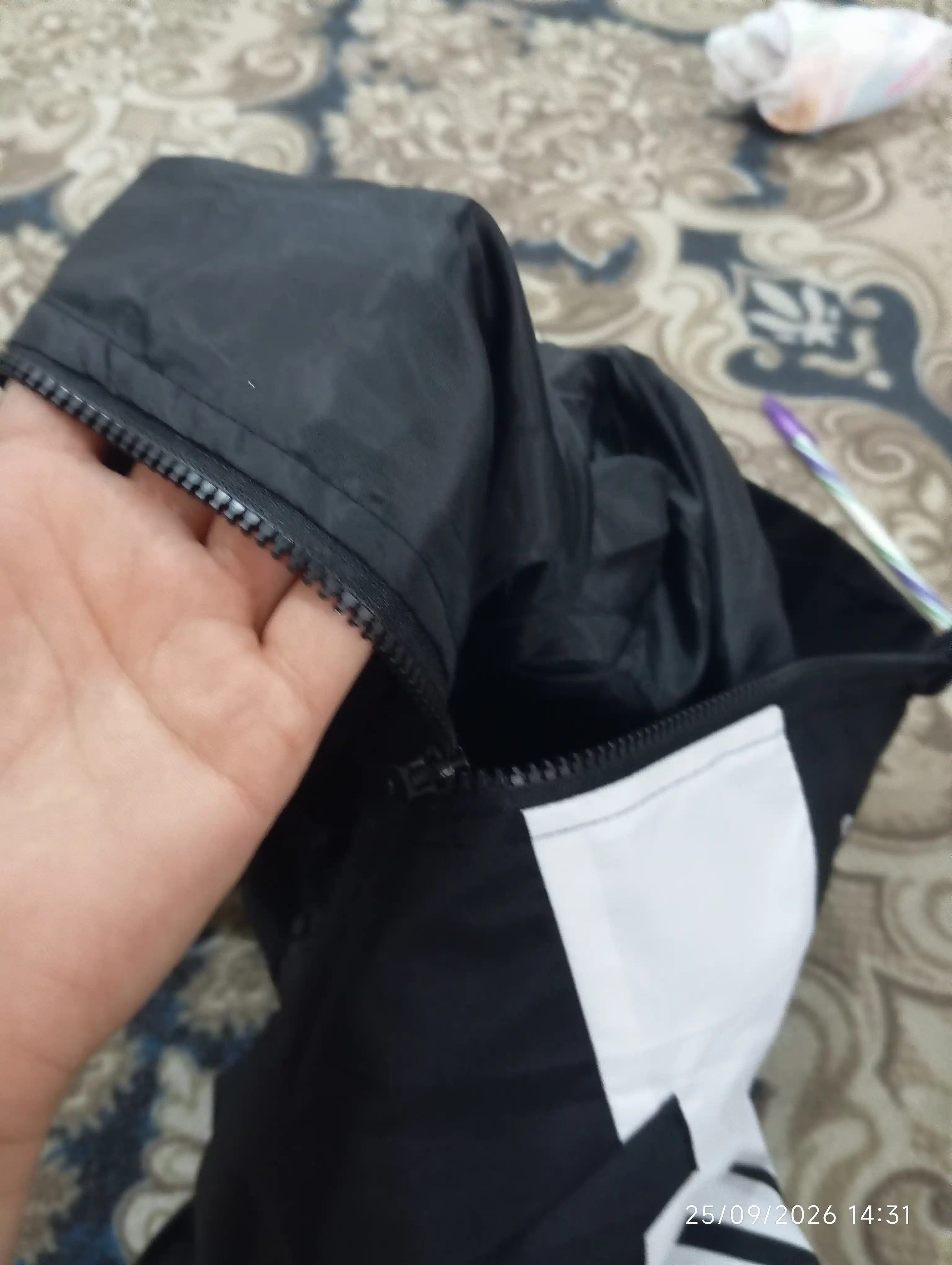 Qizlar va óg‘il bolalar uchun sport kombinezoni| (Salqin yomg‘irli va iliq havo uchun mos)