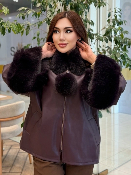Ayollar uchun Ekocharmdan tikilgan, mo‘yna yoqali va yengli  kurtka 46-54gacha  standart