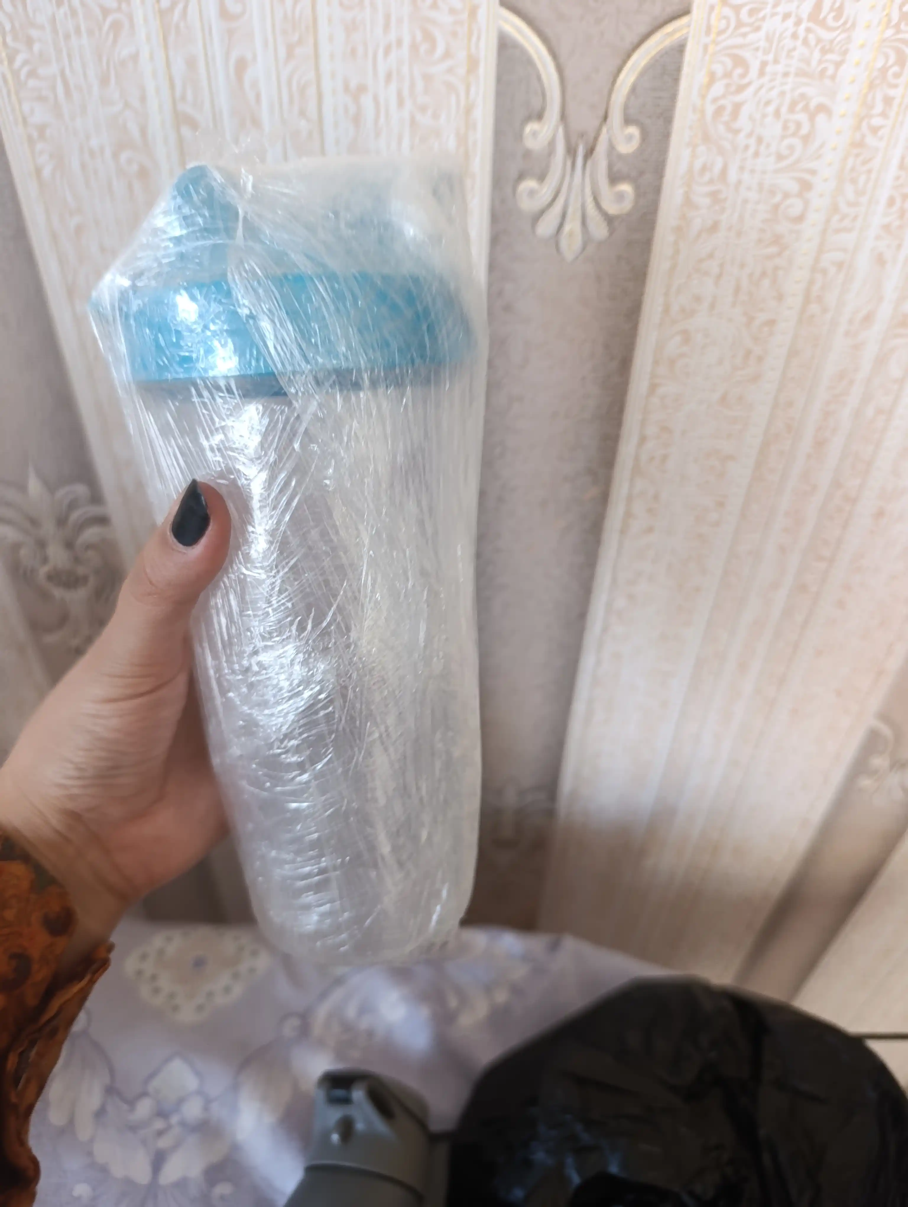 Sheyker, shaker suv shisha, sport idish, geyner, oqsil, protein, 600 ml, uniseks