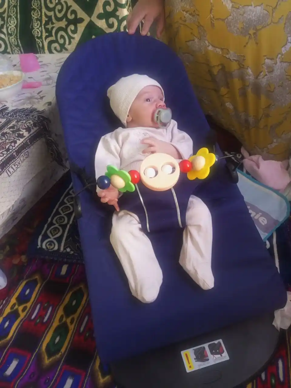 Bolalar uchun shezlong, bolalar beshigi, tebranma, yoysimon, o‘yinchoqlar bilan