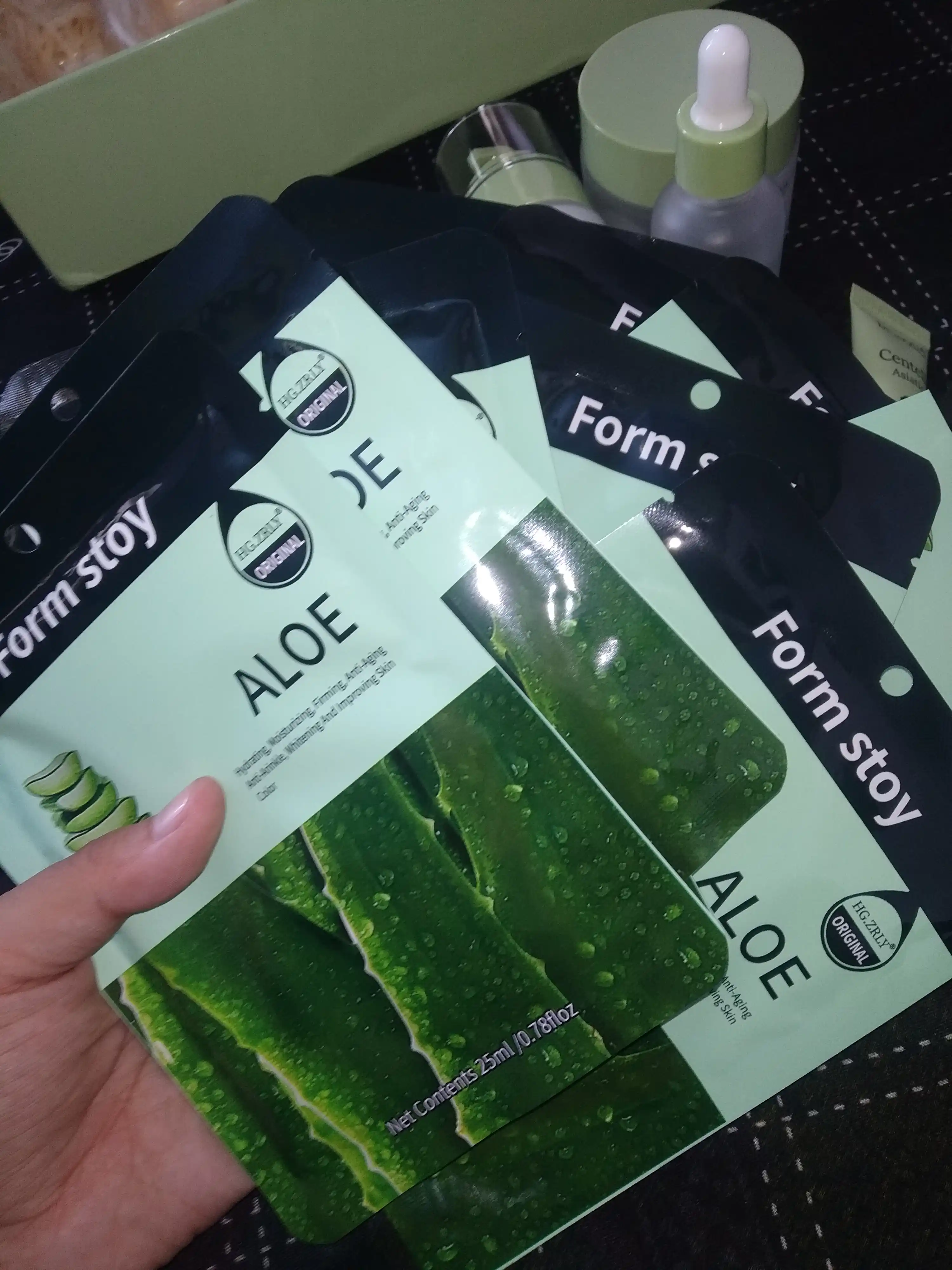 Matodan yuz niqobi, aloe, avokado, kollagen, shiliq qurt, anor, tabiiy ingredientlardan 