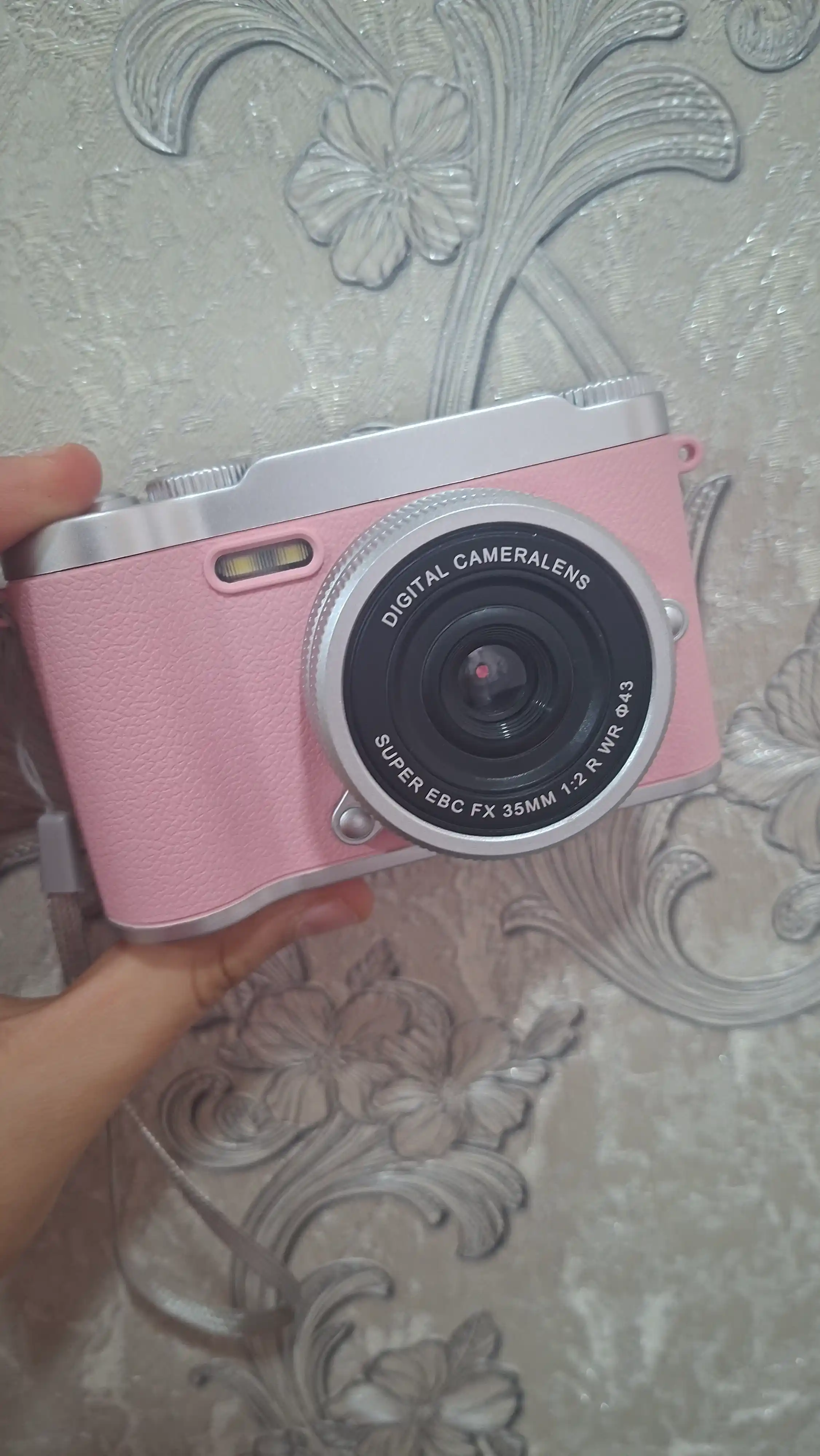 Raqamli kamera (fotoparat), foto kamera, retro kamera, 8x zum, va 32 GB karta