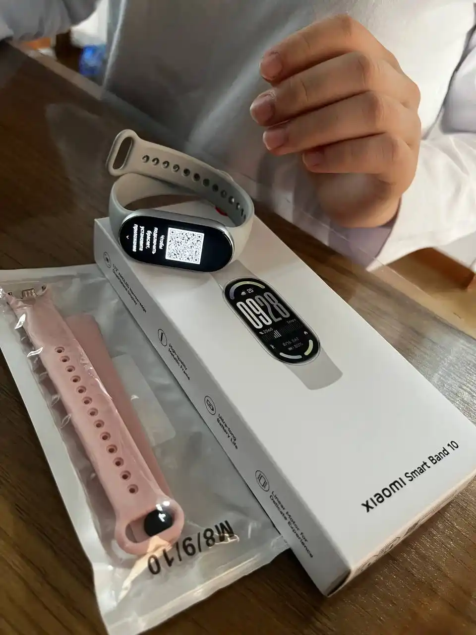 Xiaomi Mi Band 8, 9, 10 uchun silikon tasma