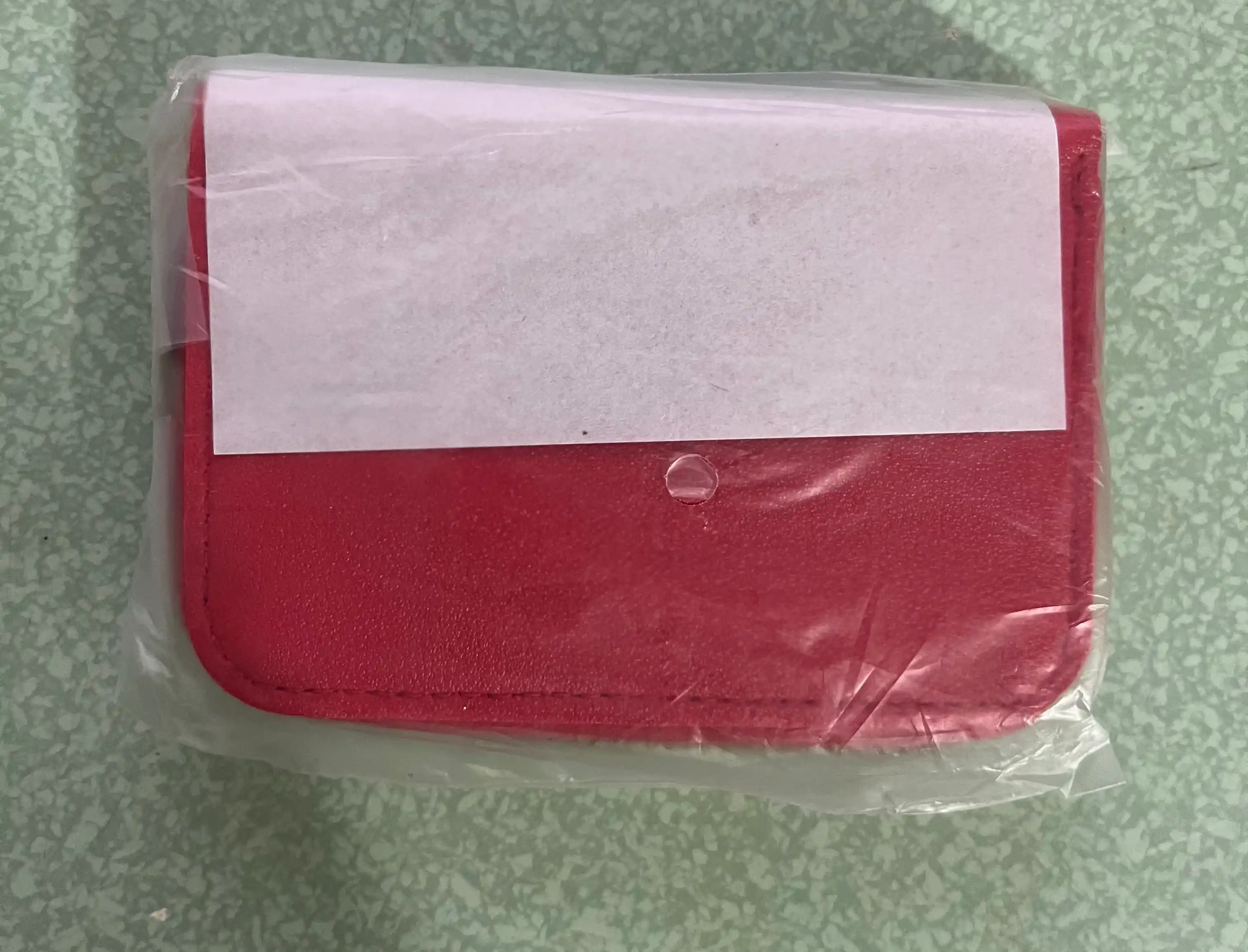 Ayollar hamyoni, molniya qulfli, o‘lchami 11 sm*9 sm