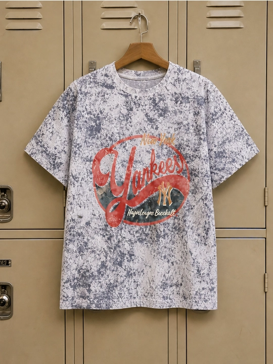 Ayollar uchun New York Yankees printli paxta oversayz futbolka, qisqa yengli