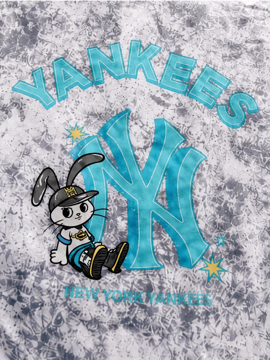 Ayollar uchun Yankees va quyon printli paxta oversayz futbolka, qisqa yengli