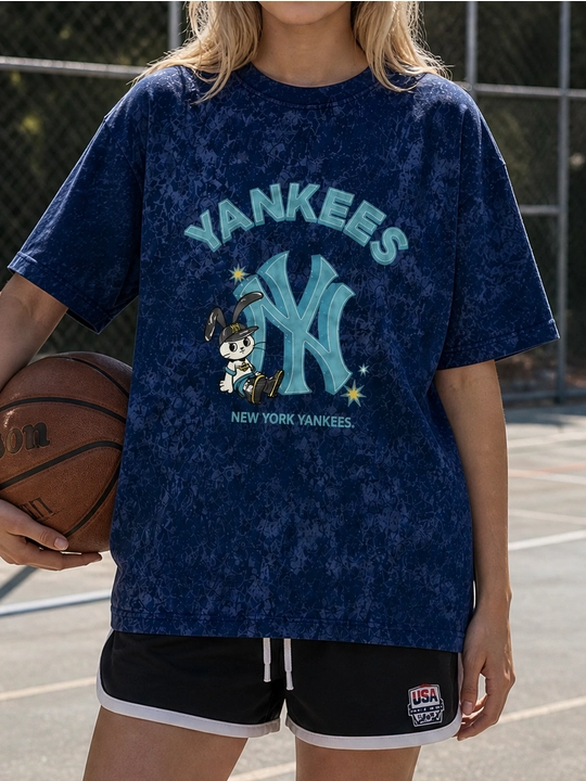 Ayollar uchun Yankees va quyon printli paxta oversayz futbolka, qisqa yengli