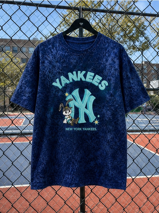 Ayollar uchun Yankees va quyon printli paxta oversayz futbolka, qisqa yengli