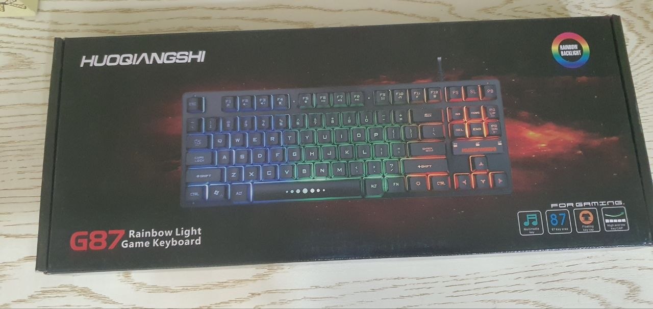 O‘yinchilar va kompyuter uchun simli RGB LED o‘yin klaviaturasi