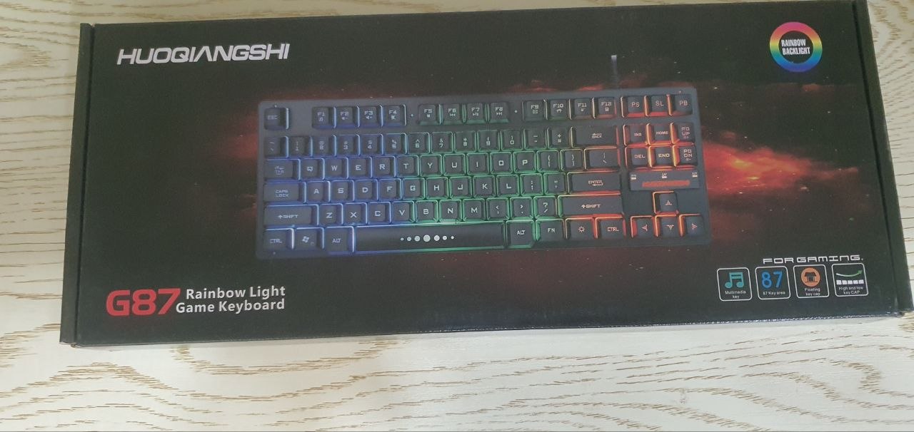 O‘yinchilar va kompyuter uchun simli RGB LED o‘yin klaviaturasi