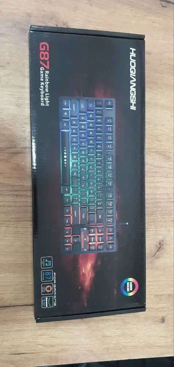 O‘yinchilar va kompyuter uchun simli RGB LED o‘yin klaviaturasi