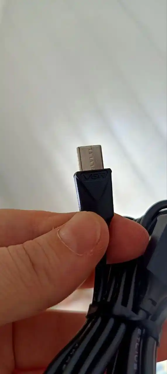 VGR Professional simsiz soch va soqol olish kesish mashinkasi, LCD displeyli VGR trimmeri