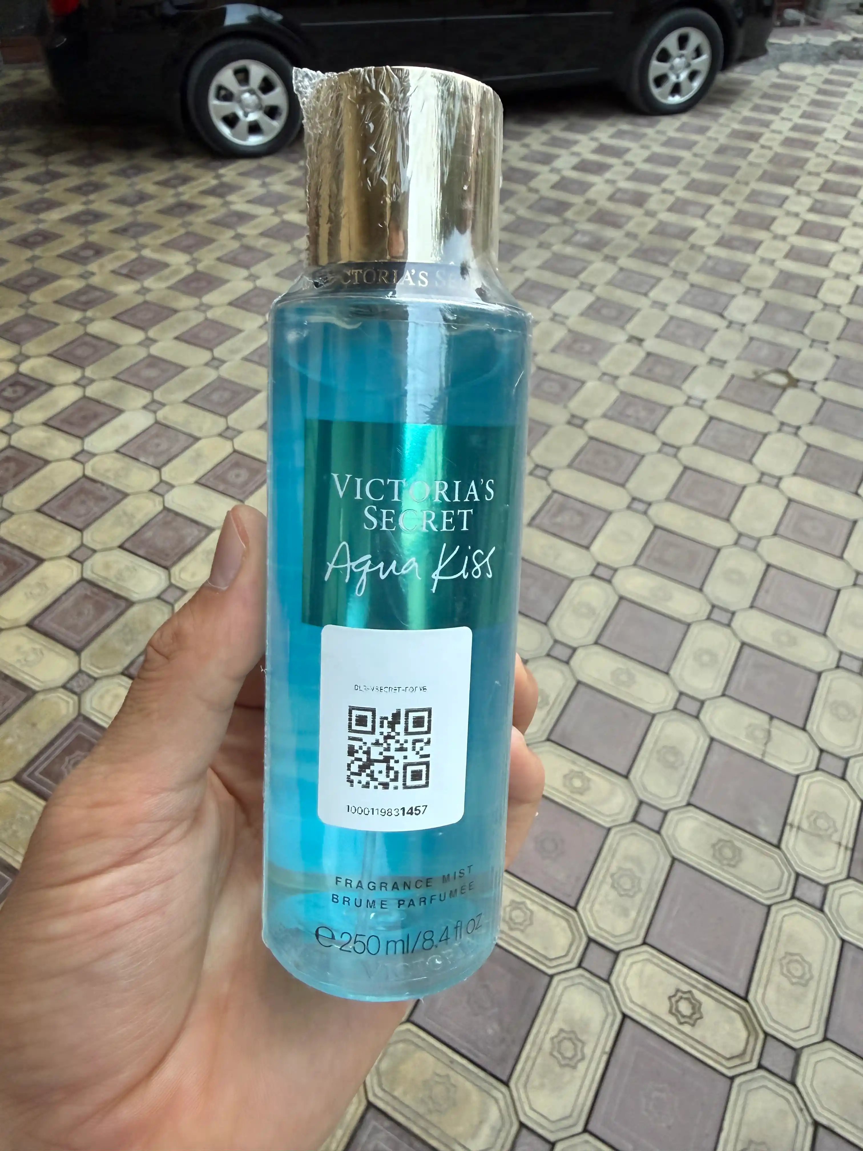 Parfyumlangan tana spreyi suvi Victoria's Secret Spreyi Aqua Kiss Rush, Shimmer, 250 ml