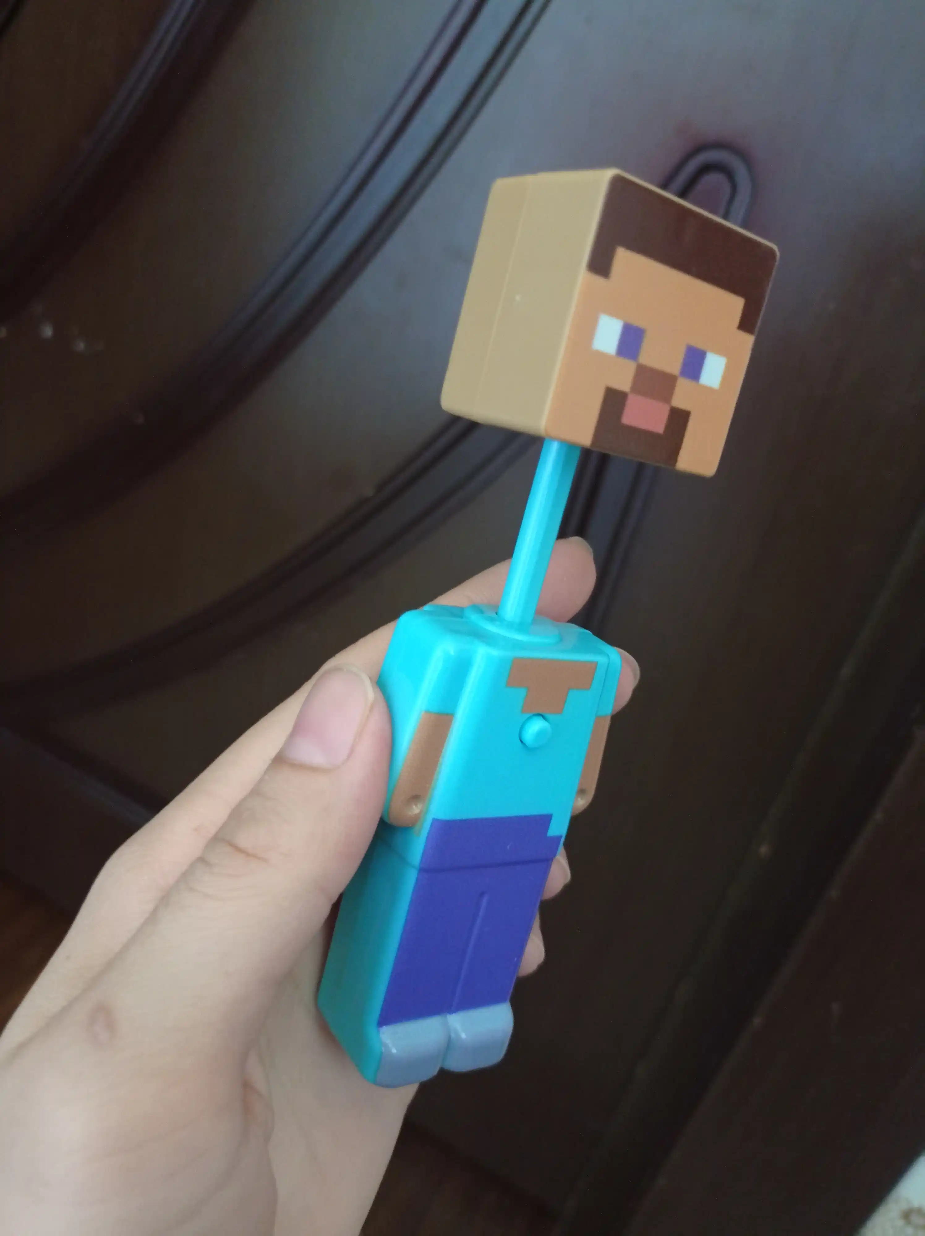 Minecraft va boshqa qahramonli bolalar tish chotkasi
