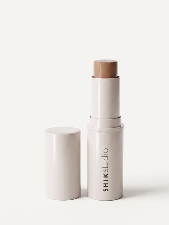 Shik Studio Mocha Mousse kremli, sovuq jigarrang tonda stik-skulptor korrektori, 8 gr