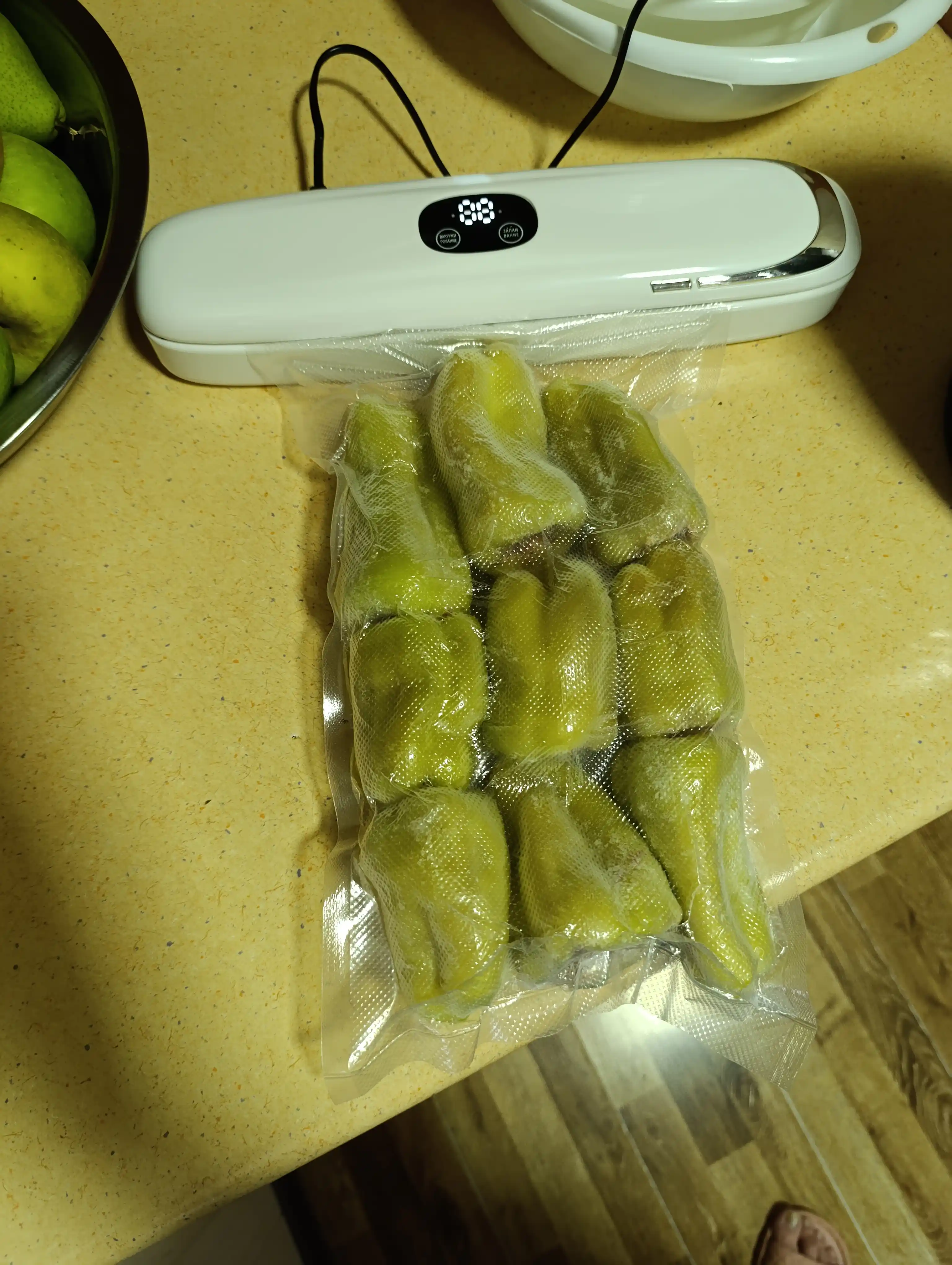 Вакууматор для продуктов с пакетами, запайка, 90Вт, 10 пакетов