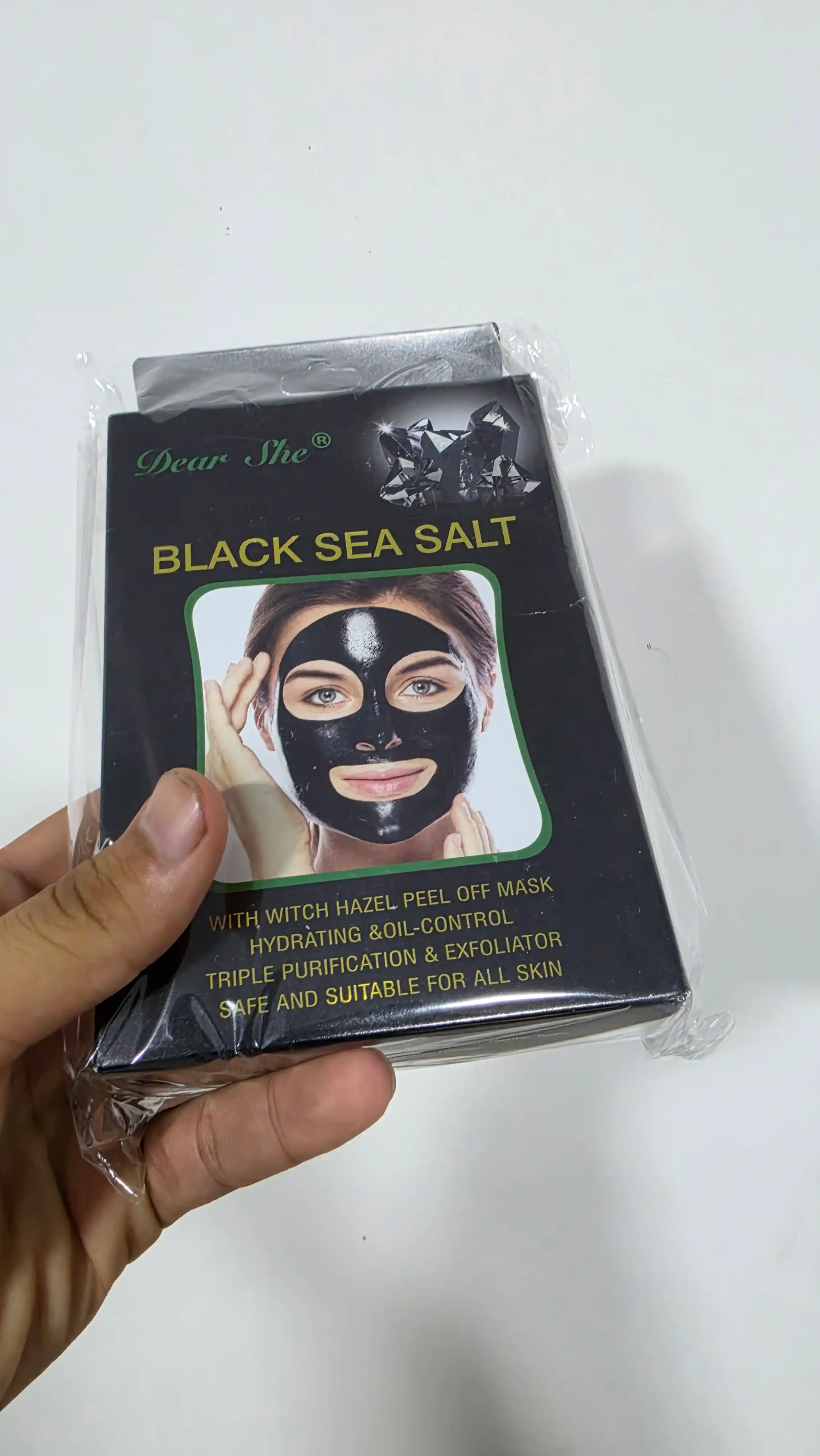 Dear She Black Sea Salt tozalovchi qora niqobi, yuz uchun piling, 10 dona