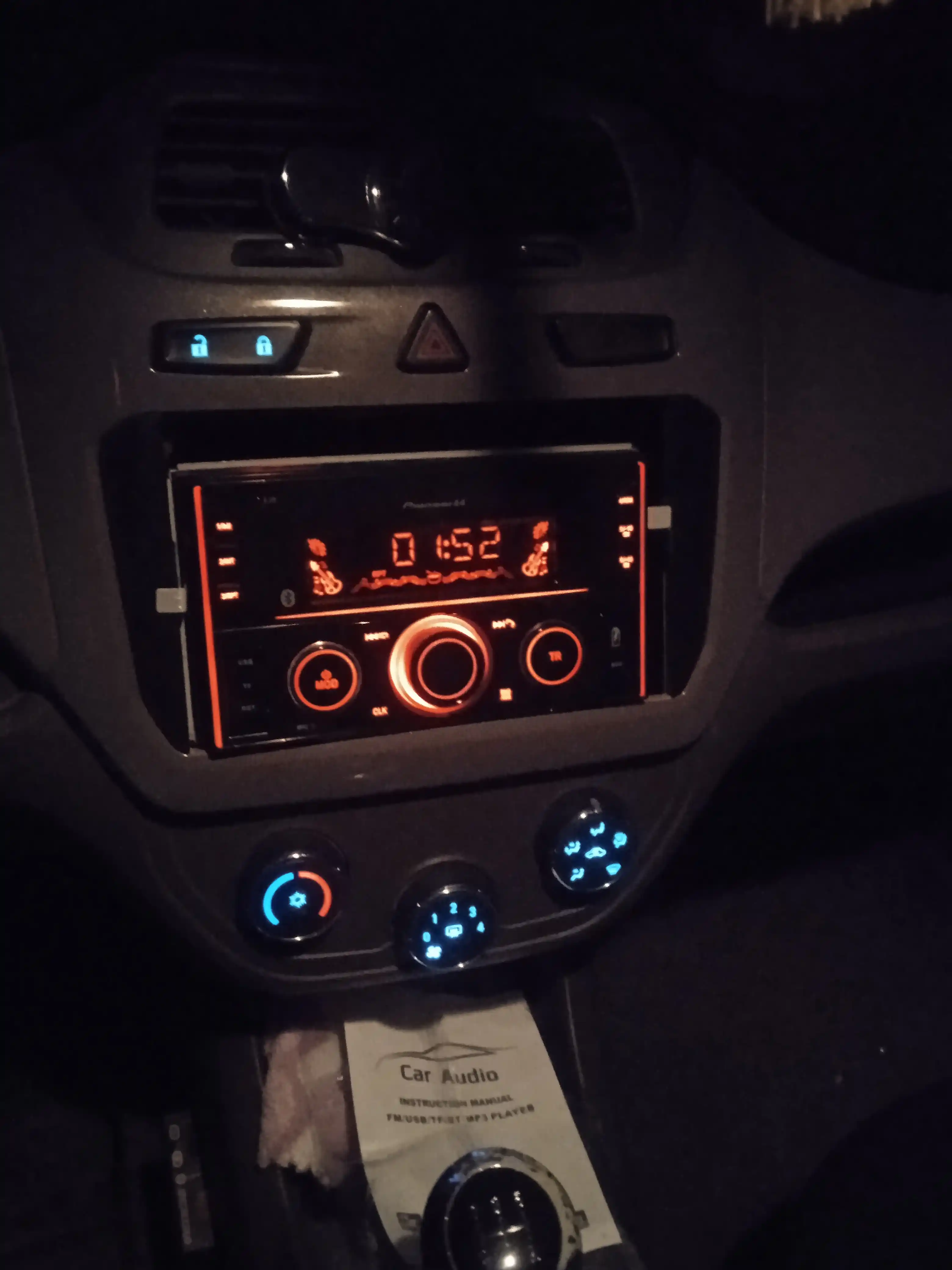 Магнитола Pioneer, автомобильная 725bt