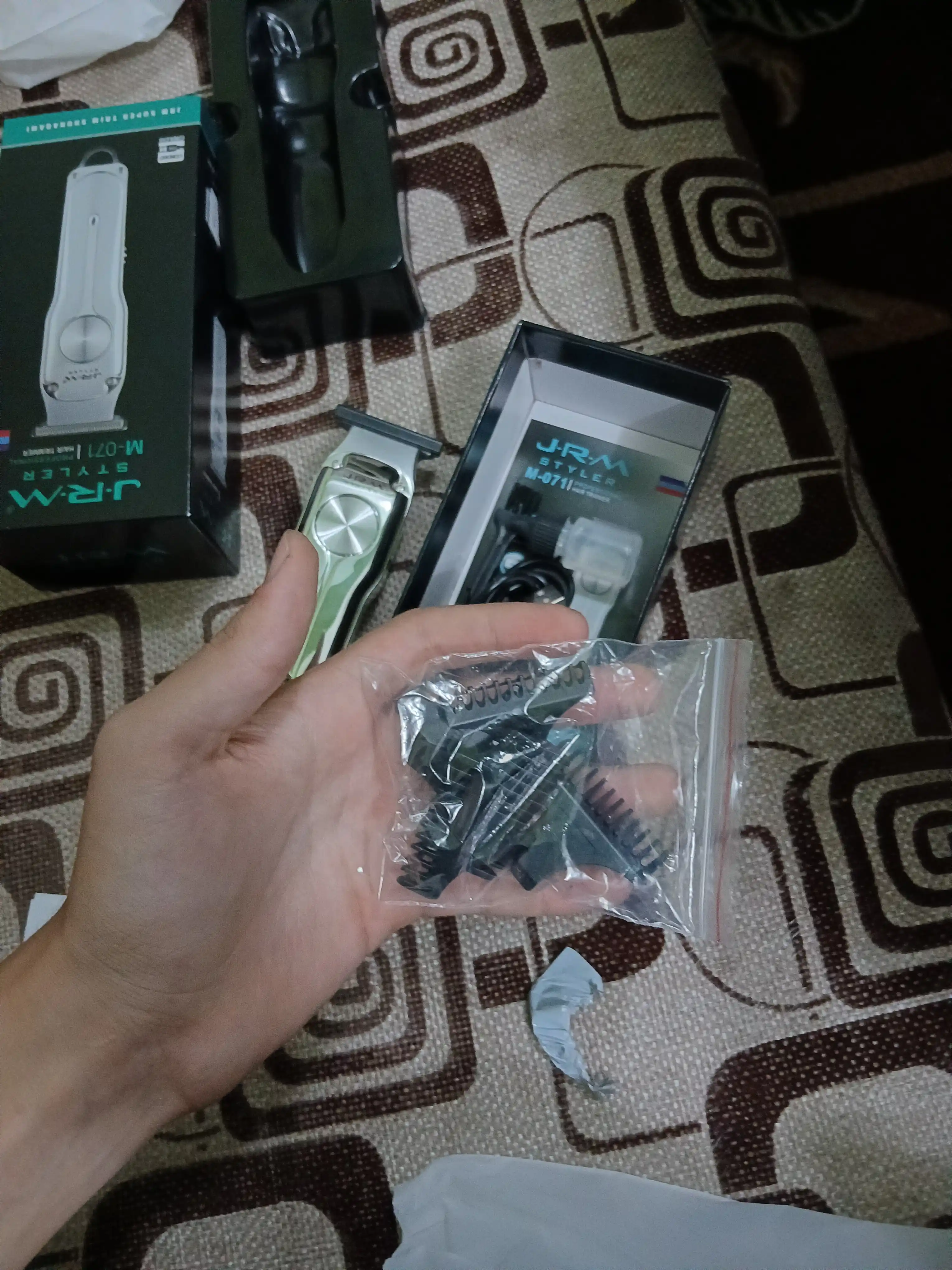 Trimmer M-071, soch va soqol olish mashinasi, soqol olish mashinalari mo`ylov uchun ustara