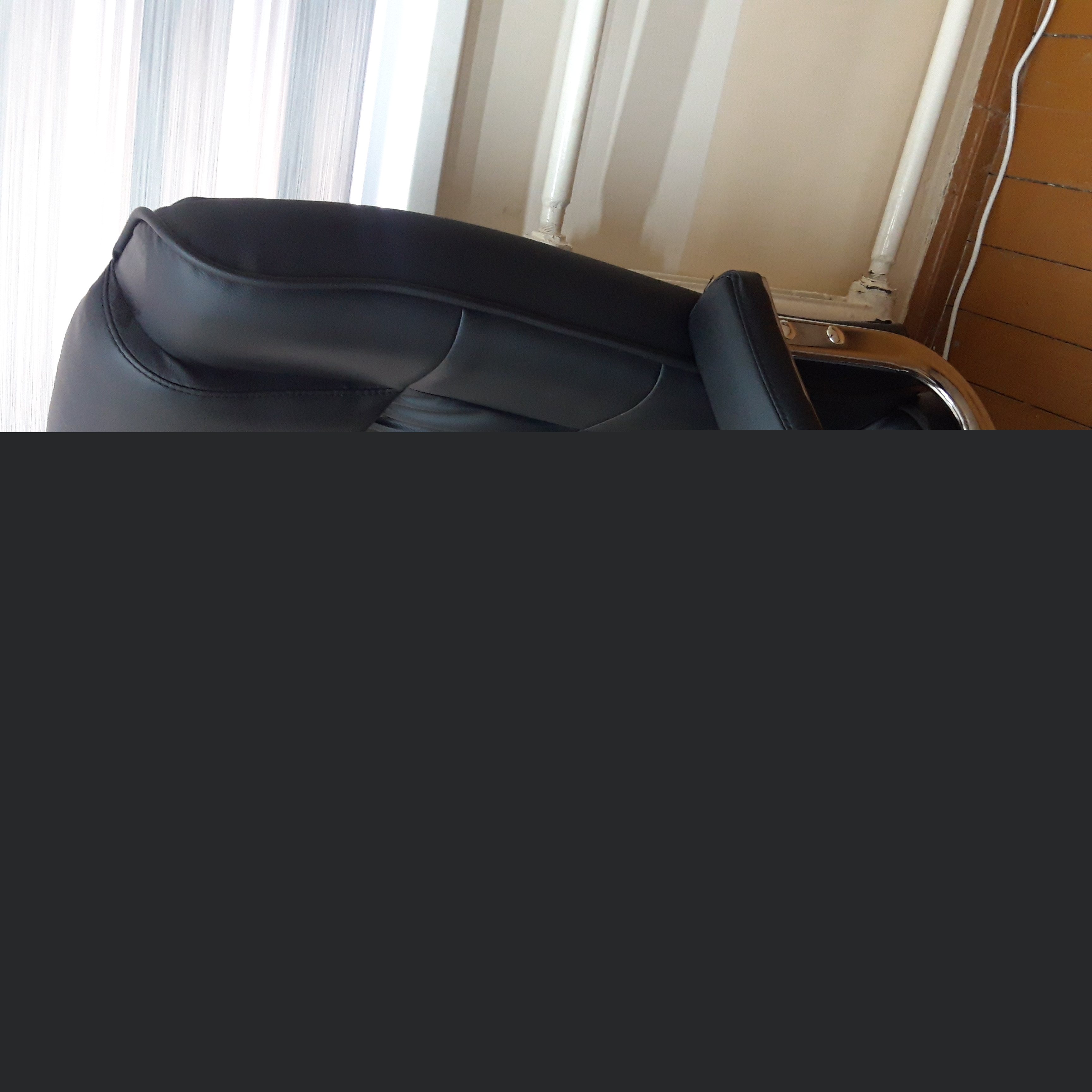 Dafna LEO CHROME charm qoplamali, g‘ildirakli ofis kreslosi