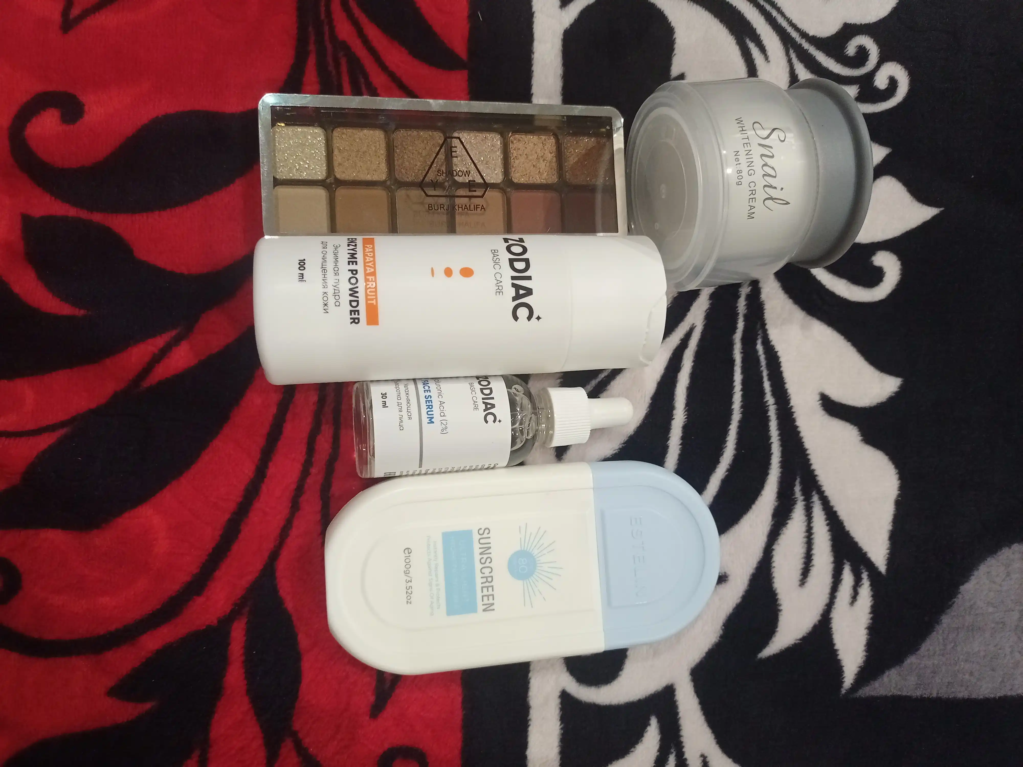 Quyoshdan himoyalovchi krem Estelin, SPF yuz va tana uchun krem, oqartiruvchi 100, 50 g
