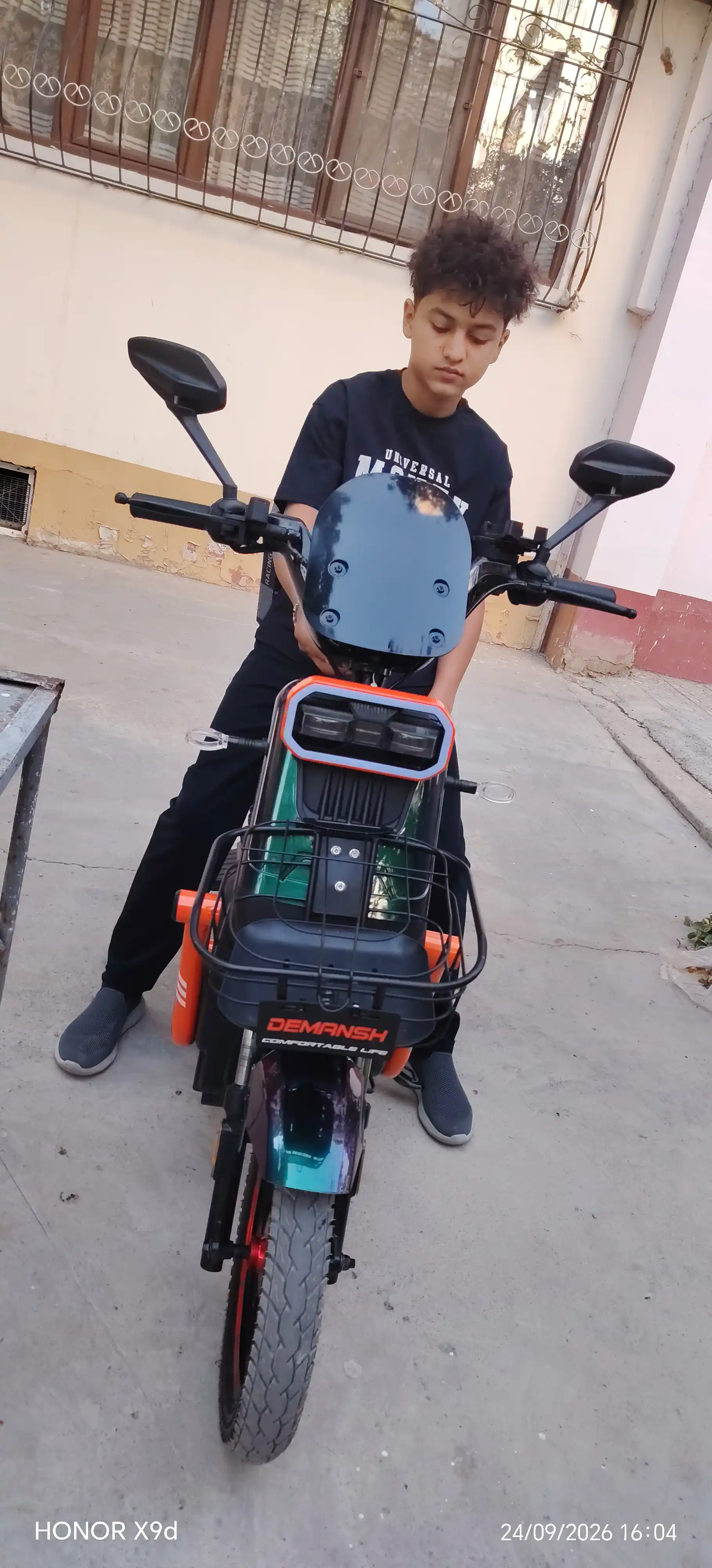 Skuter elektrli Soca-diska R-16, 500W, 50km/s, 50-60 km/yurish