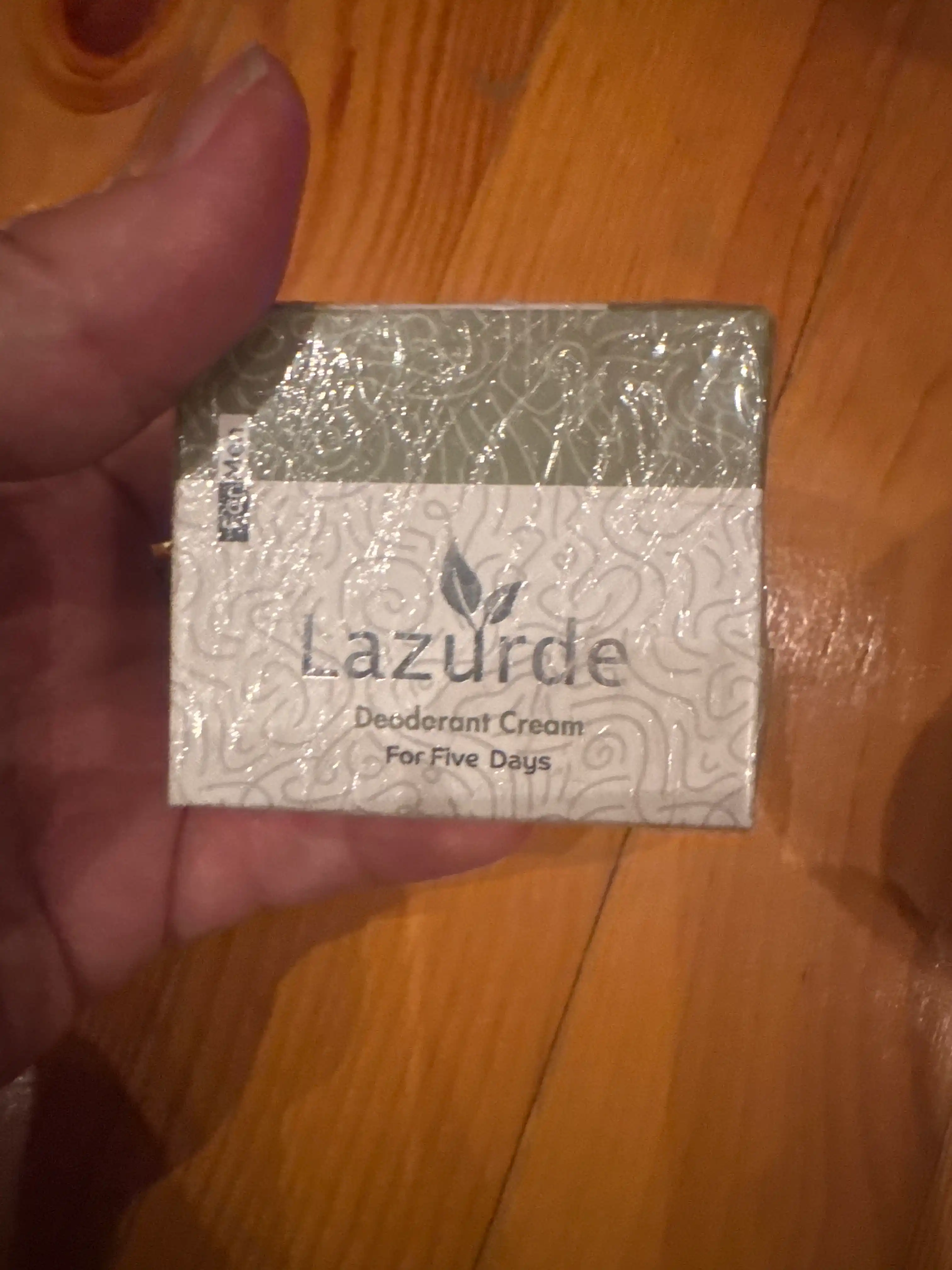 Lazurde Ayollar uchun dezodorant, ter hidiga qarshi antiperspirant krem, 50 gr